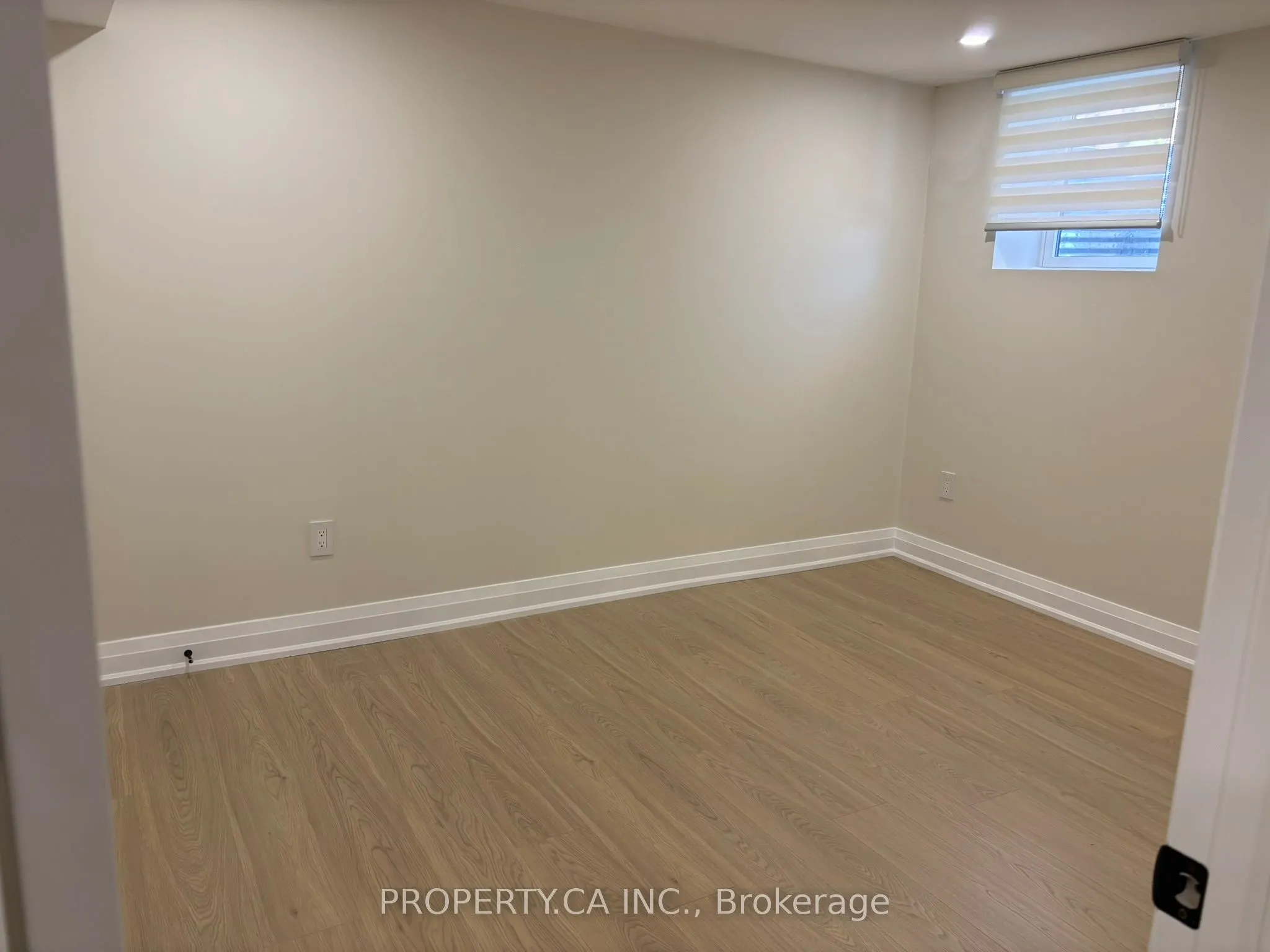 5316 Russell View Road, #Bsmnt