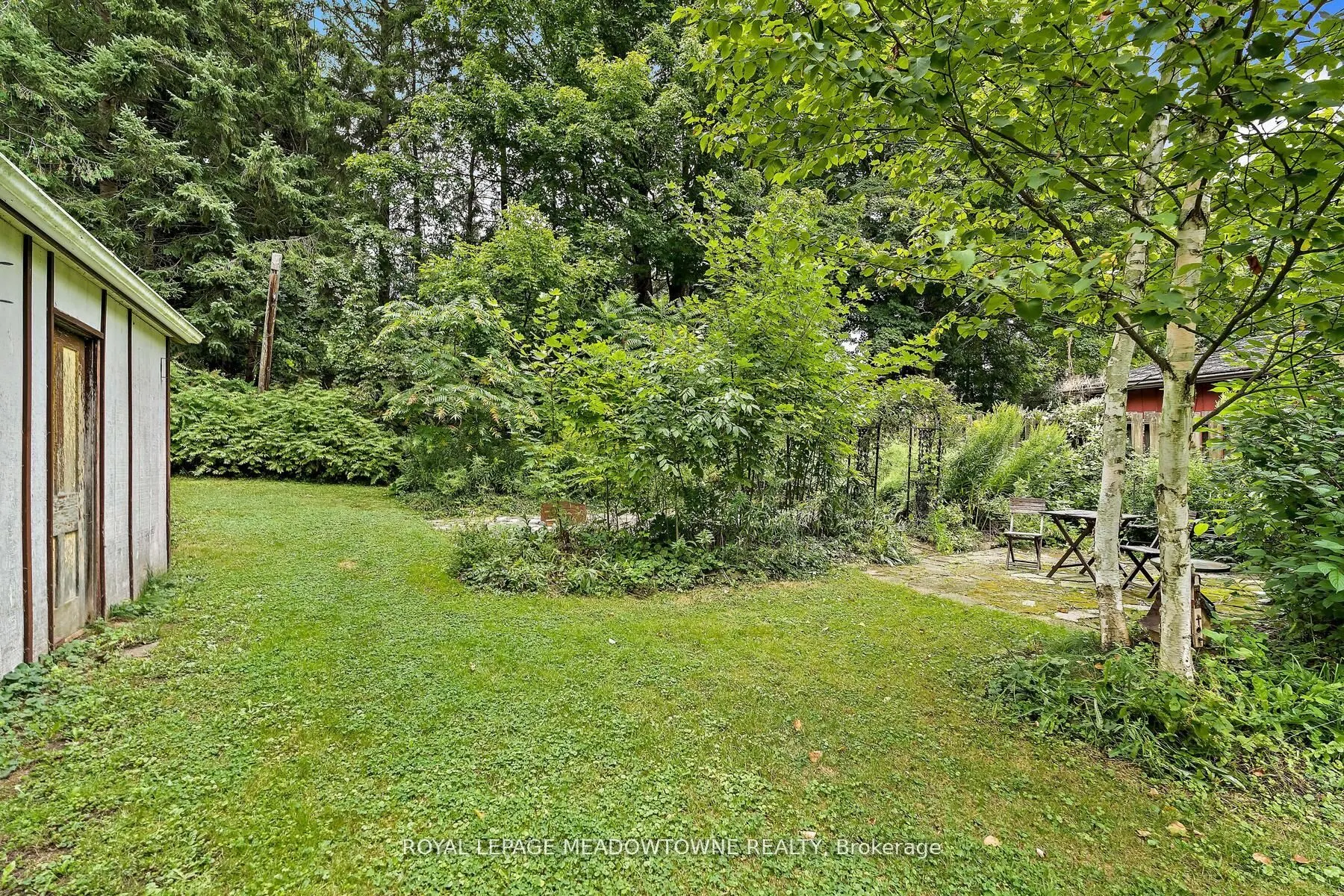 11369 22 Side Road