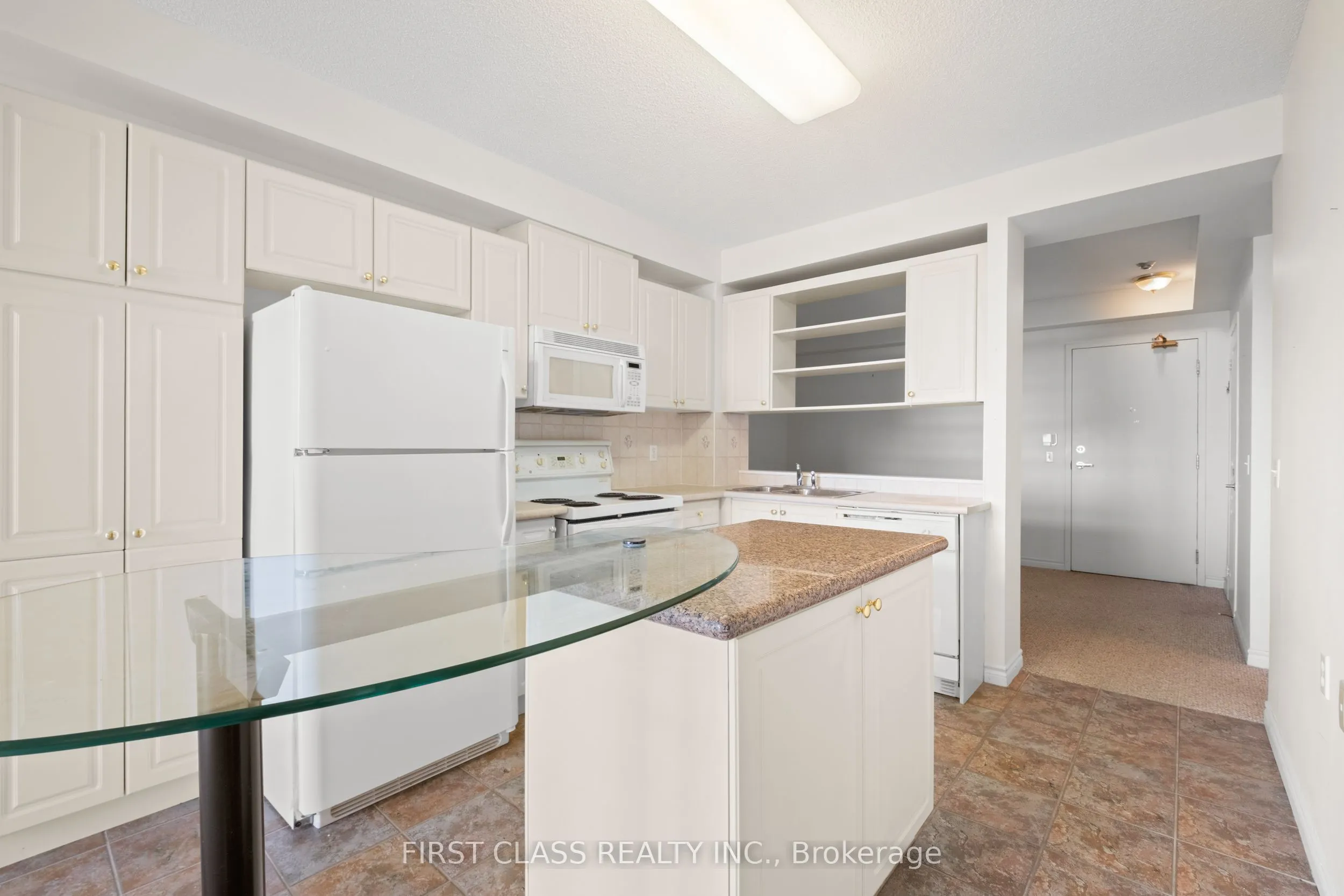 200 Burnhamthorpe Road E, #905