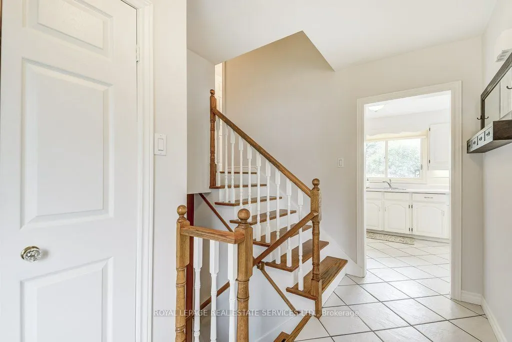 280 Savannah Gate