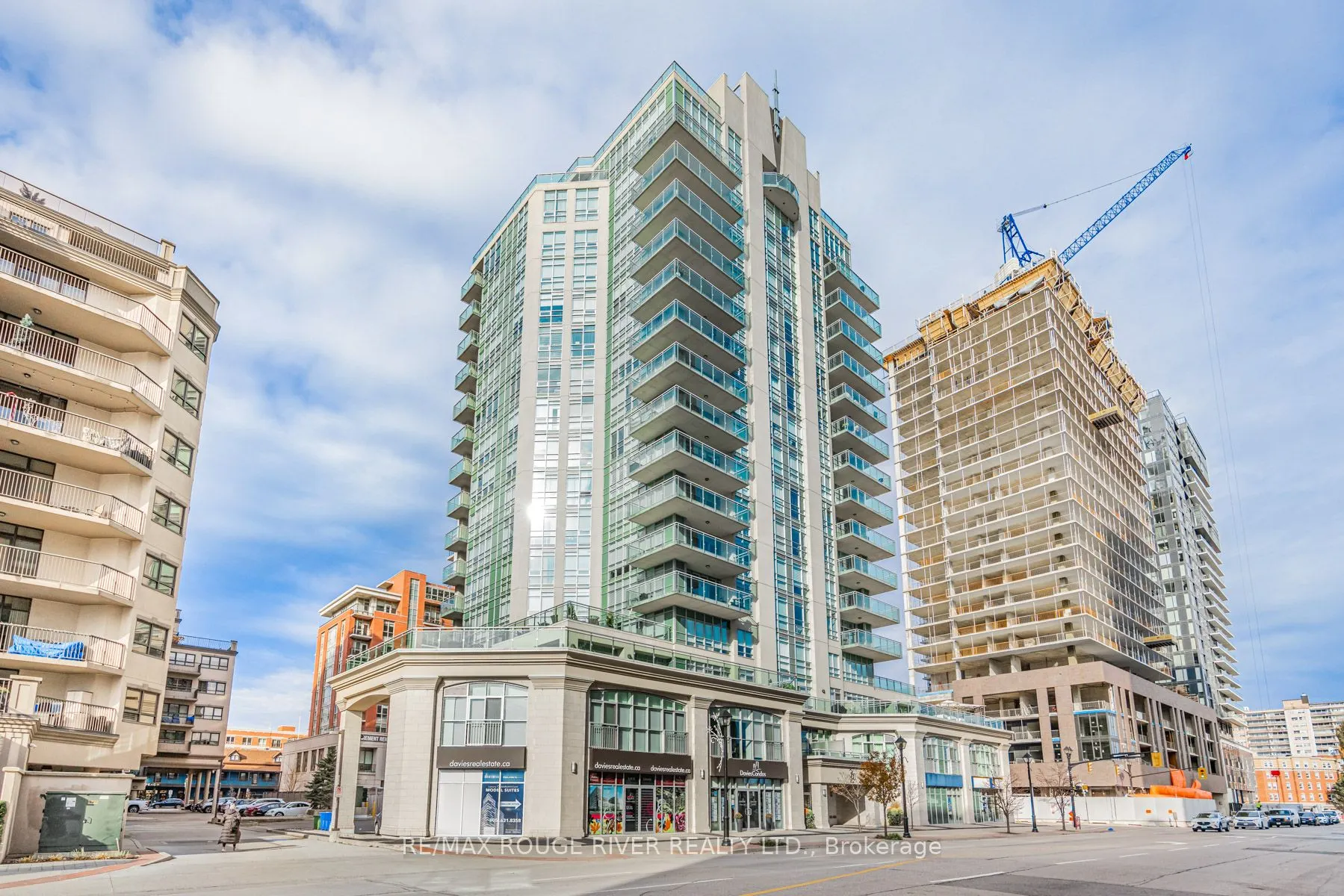 360 Pearl Street, #601