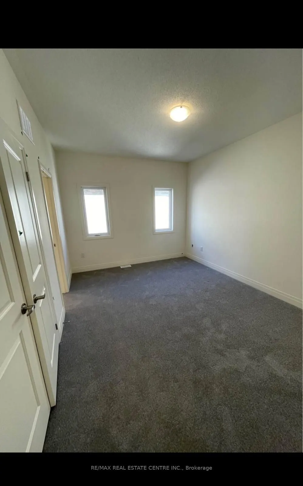 8 Unwind Crescent