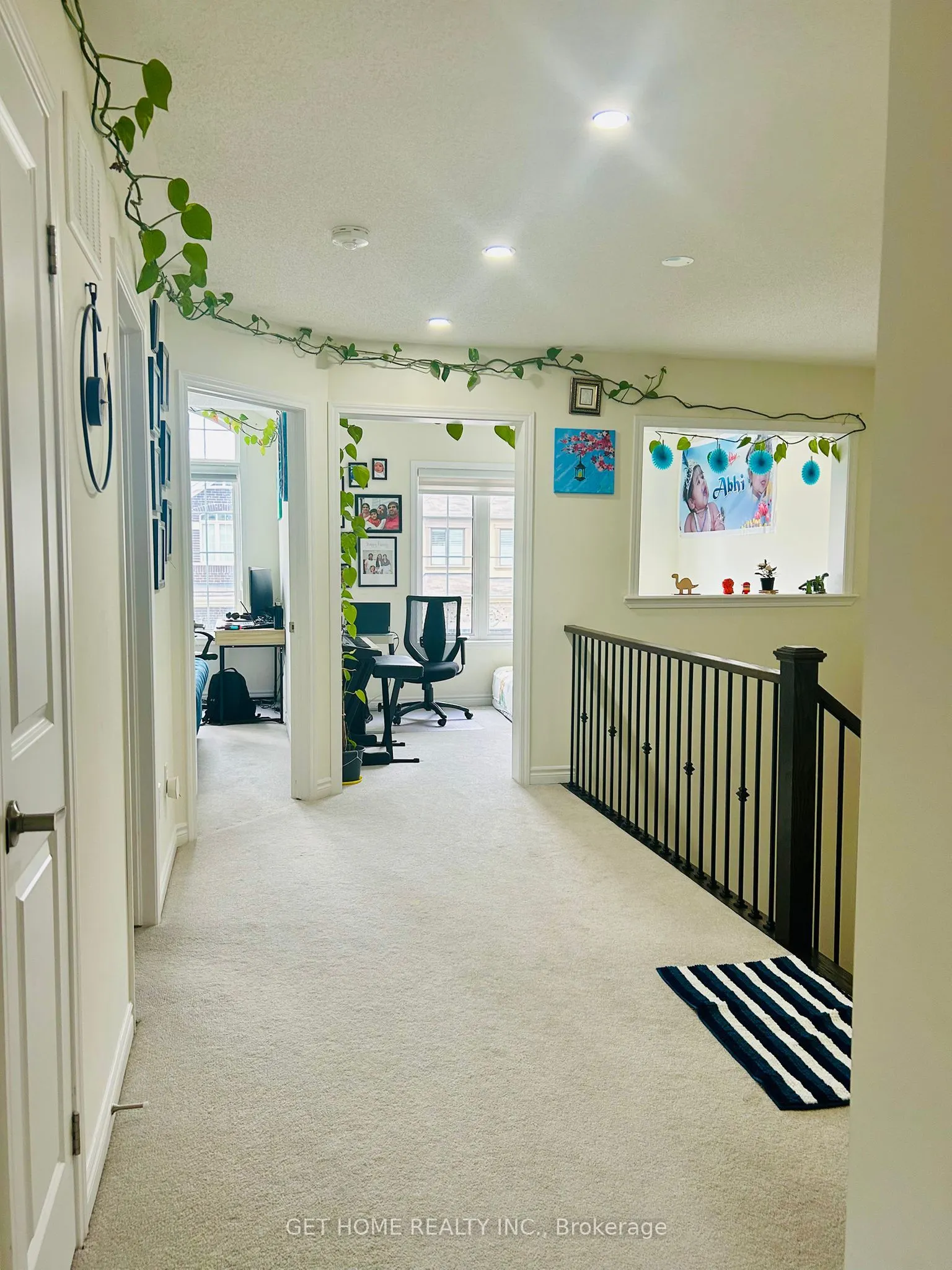 1455 Sycamore Garden