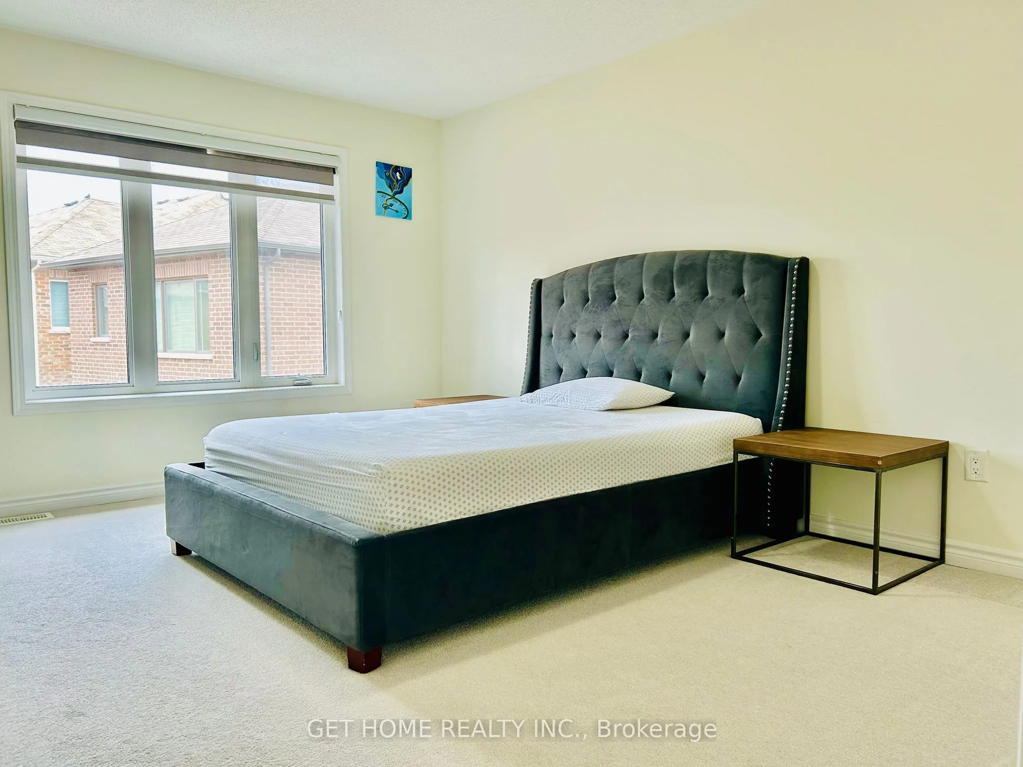 1455 Sycamore Garden