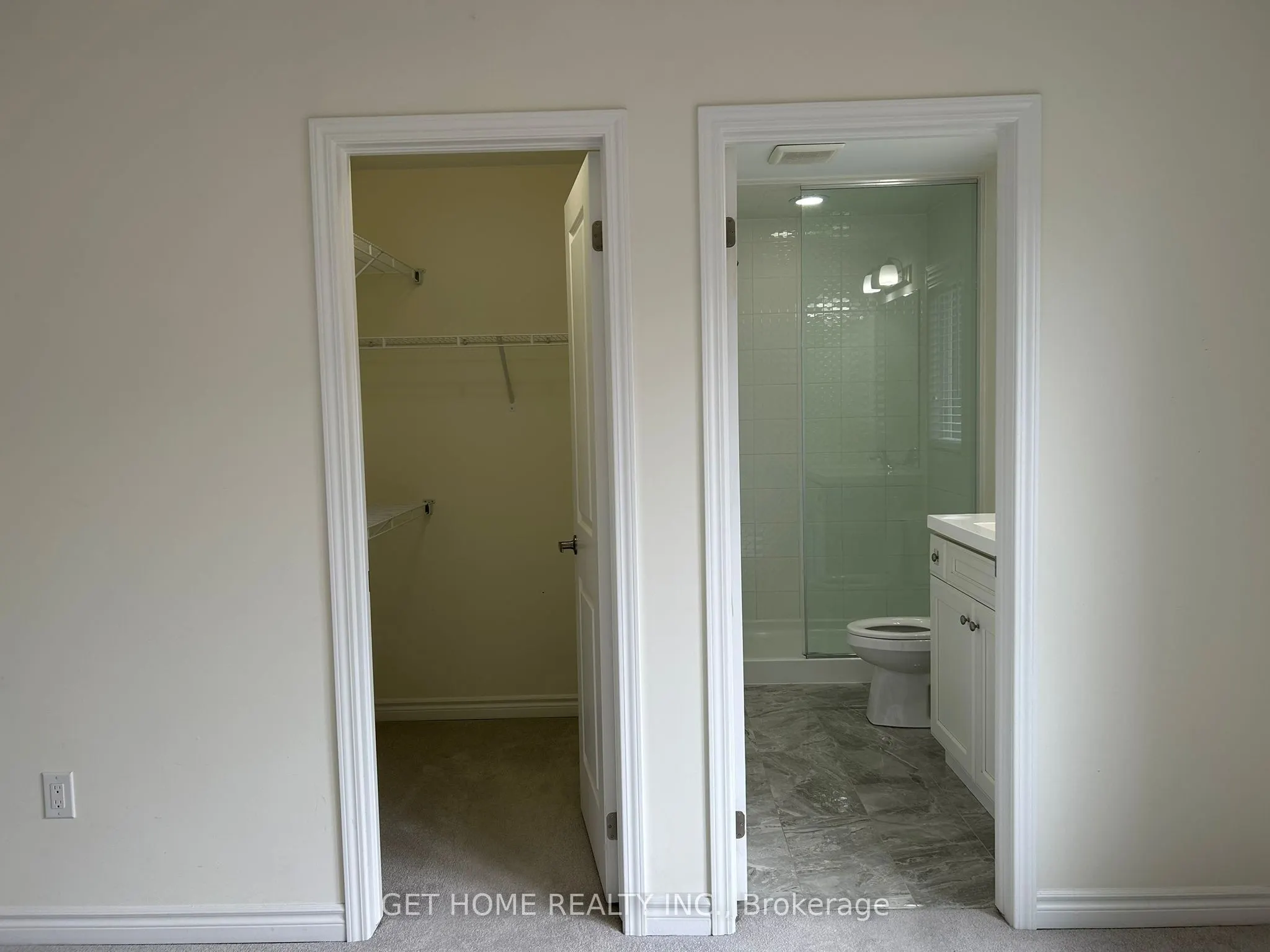 1455 Sycamore Garden