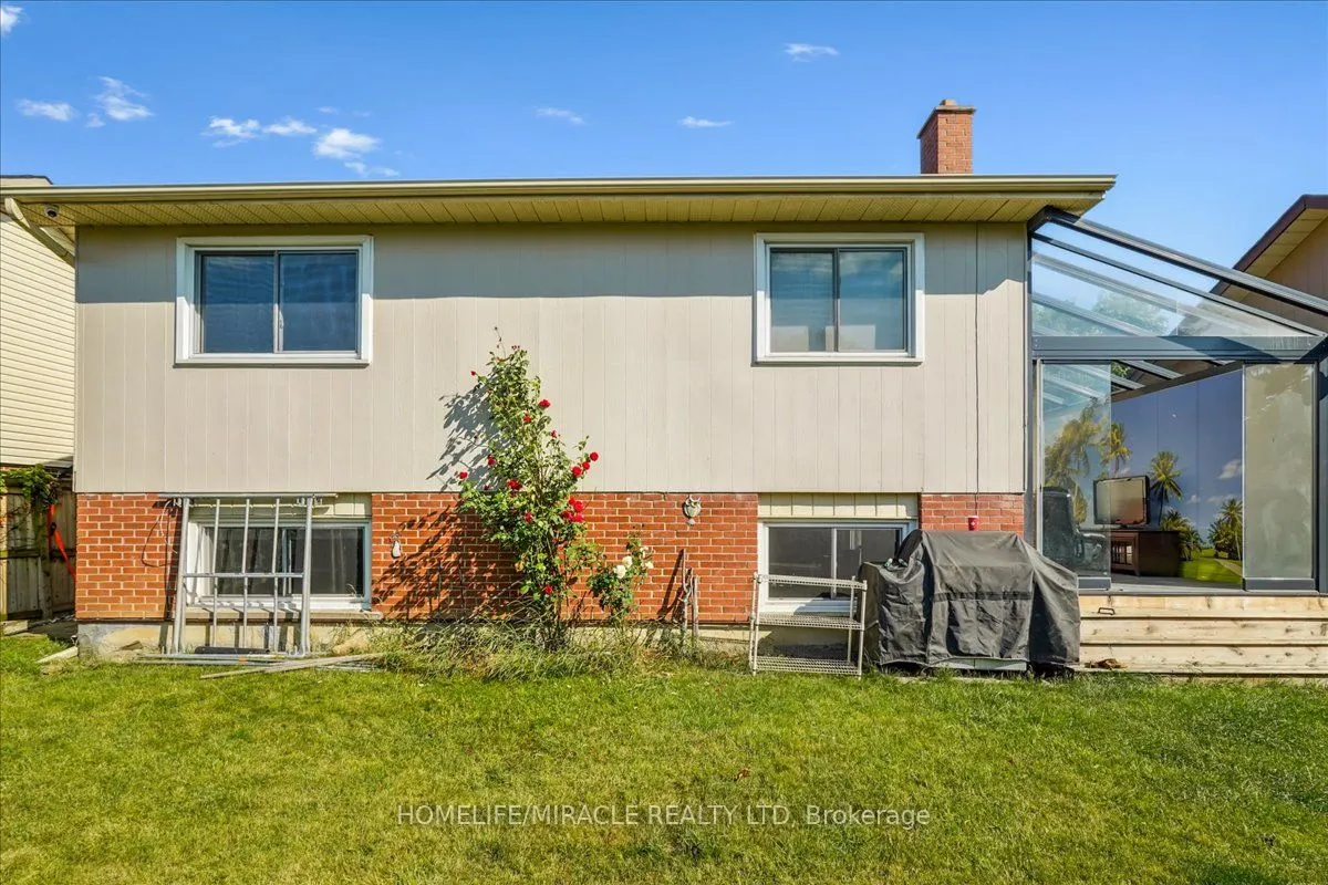110 Blackthorn Lane