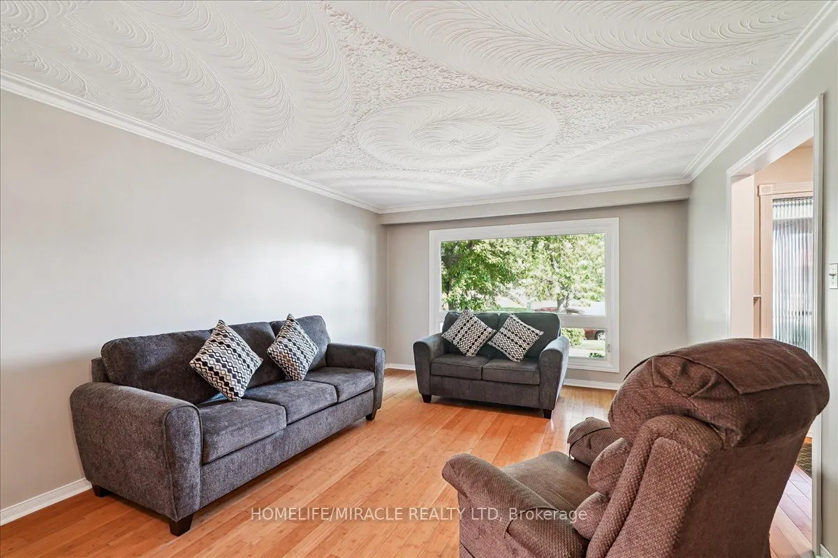 110 Blackthorn Lane