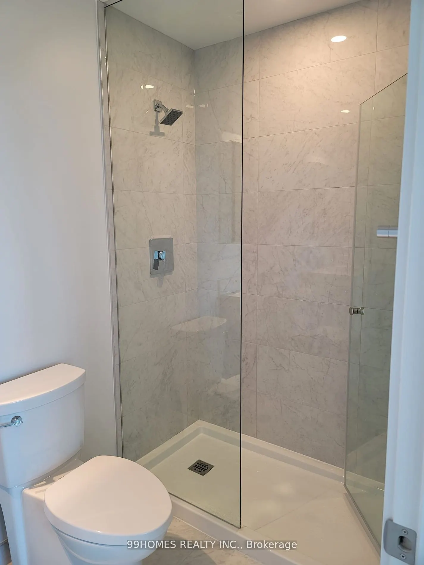 1926 Lakeshore Boulevard, #1216