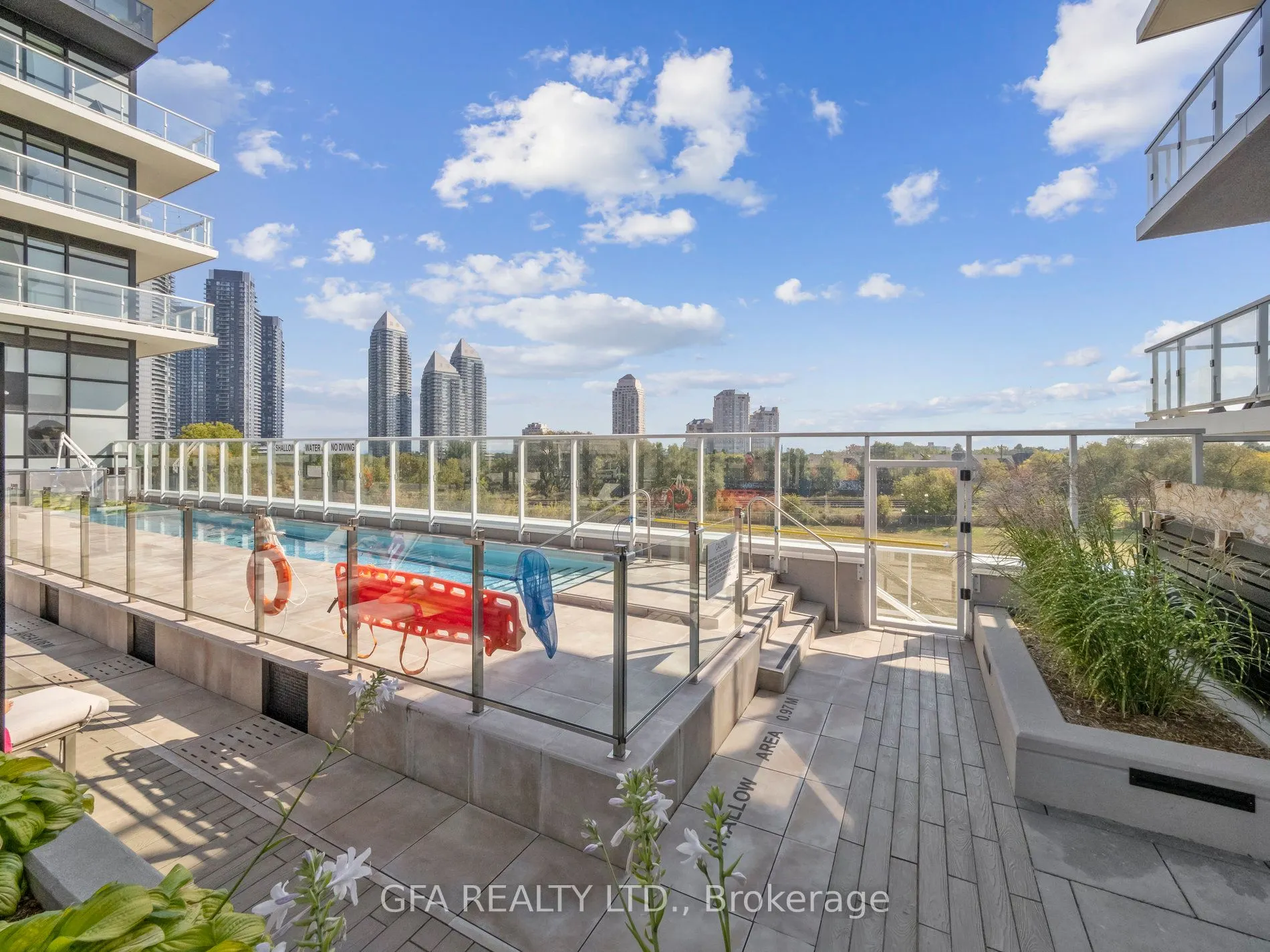 251 Manitoba Street, #716