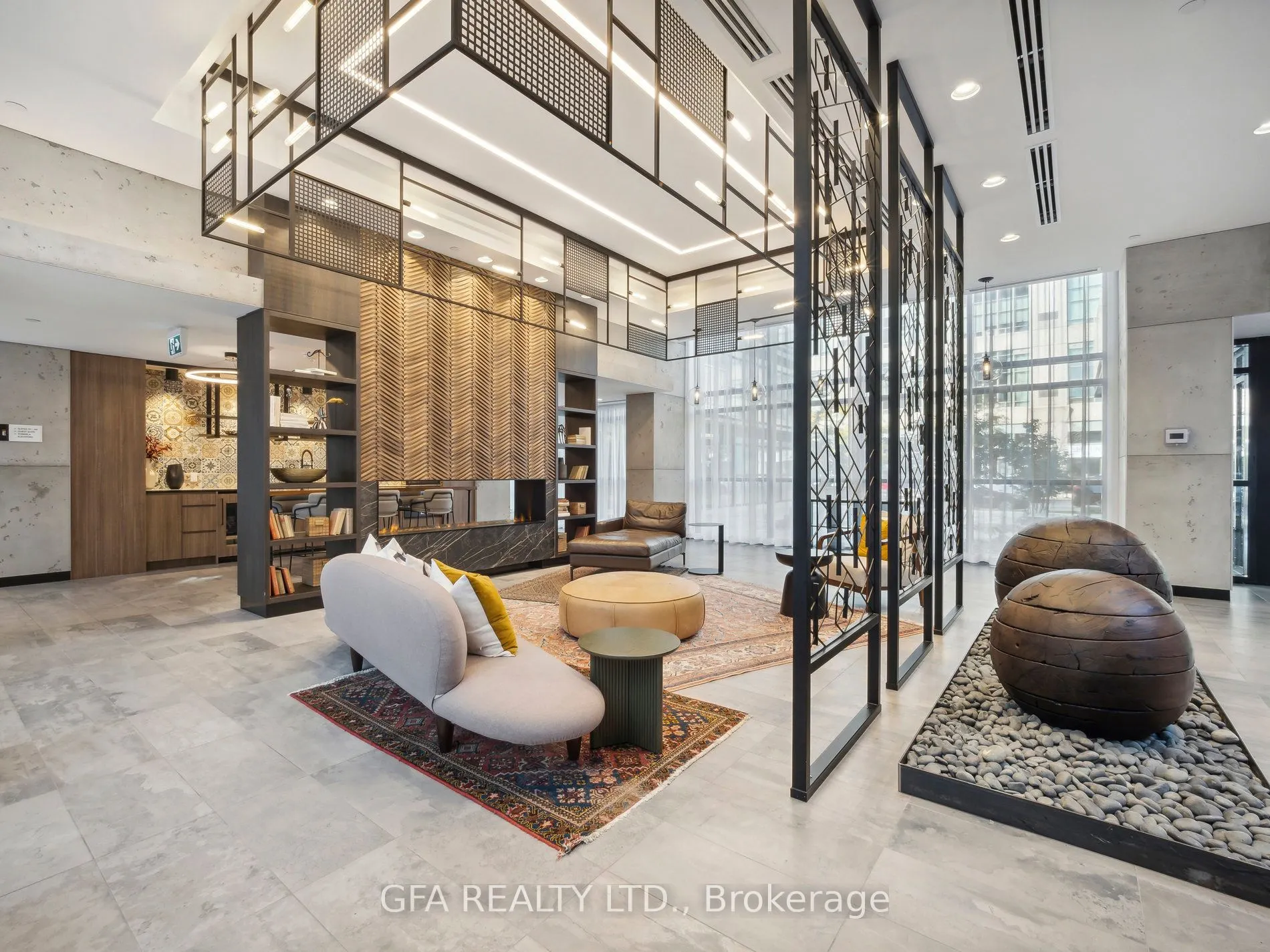 251 Manitoba Street, #716