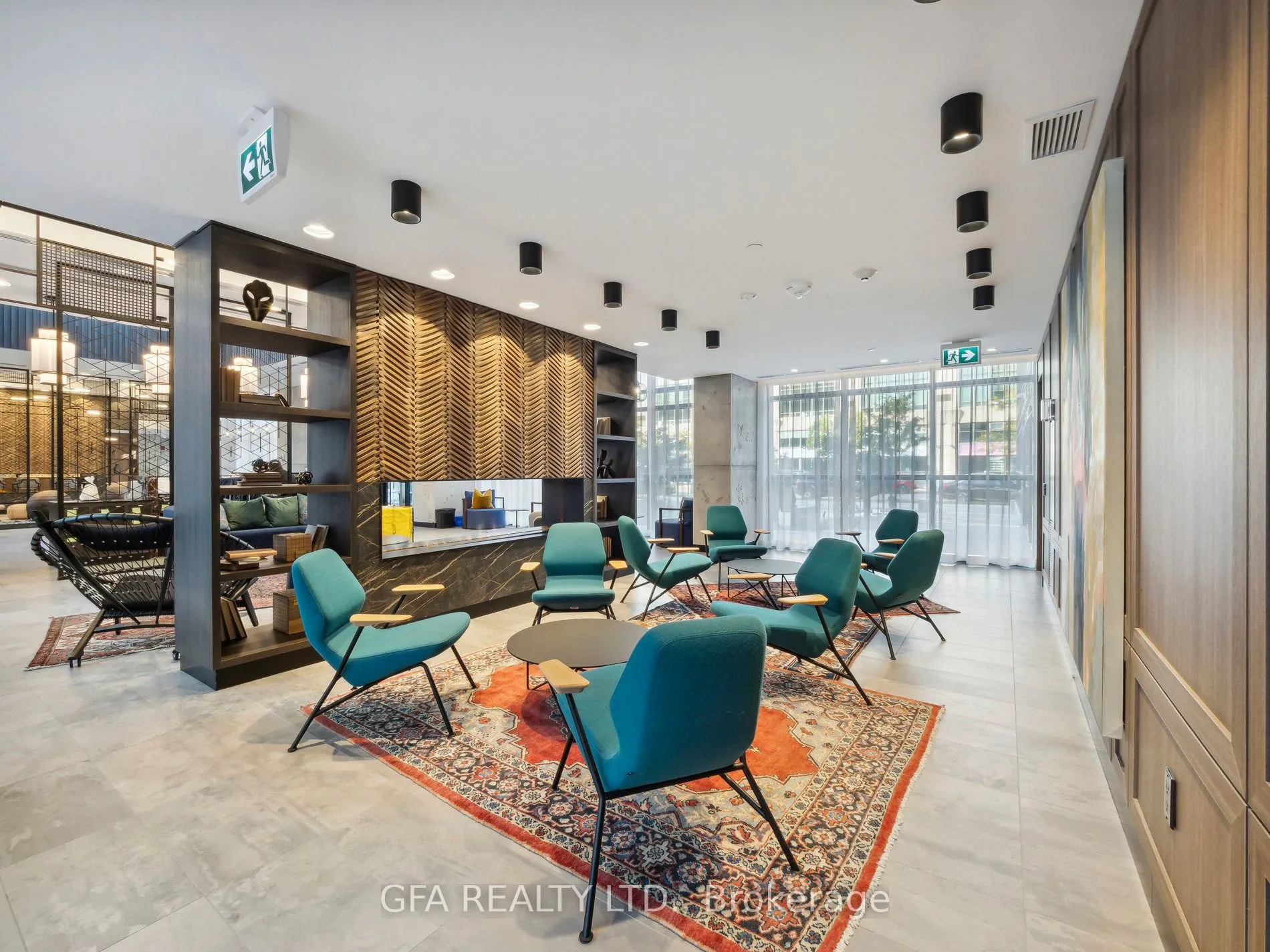 251 Manitoba Street, #716