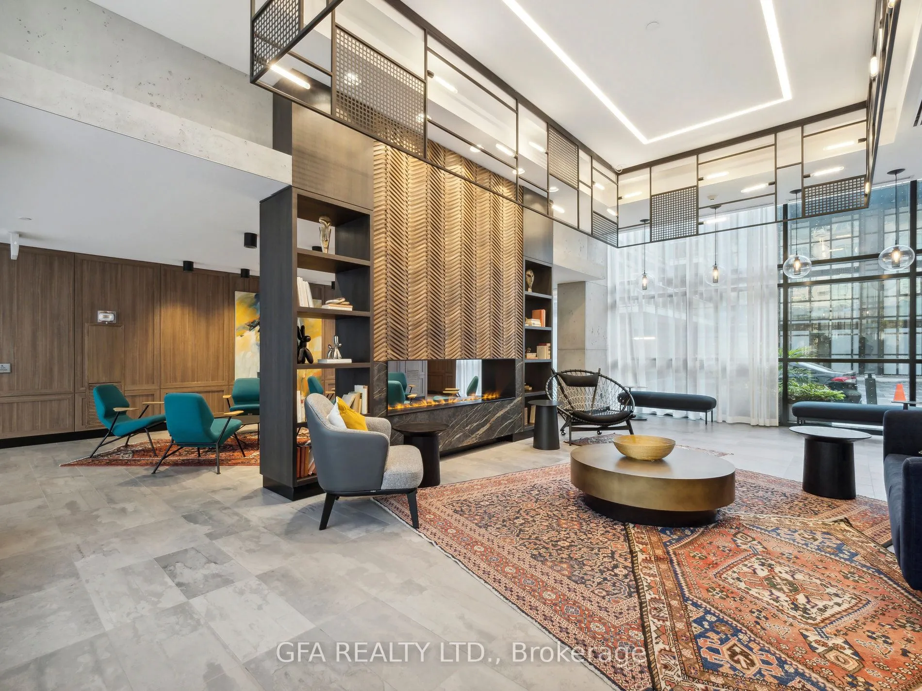 251 Manitoba Street, #716