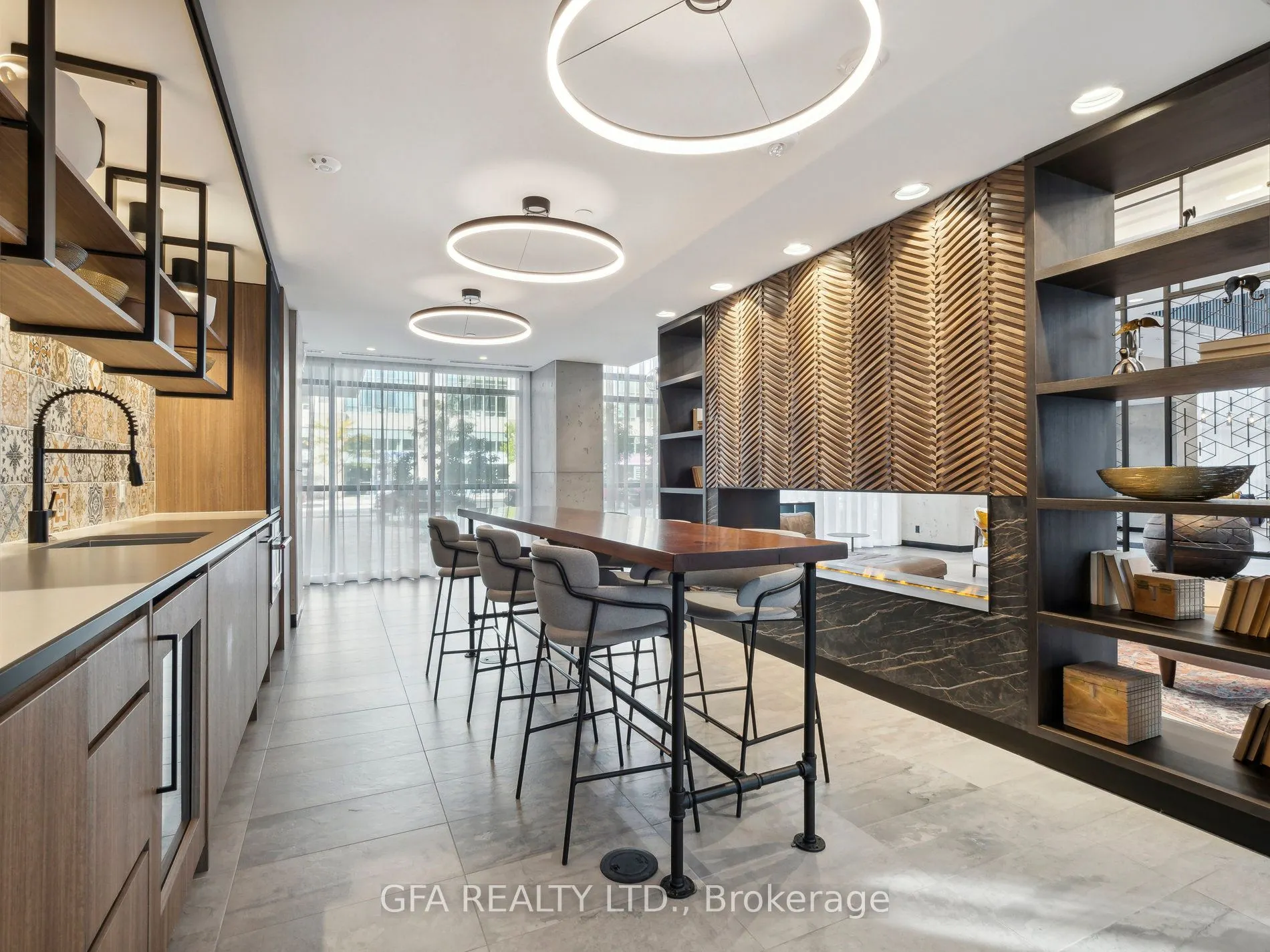 251 Manitoba Street, #716