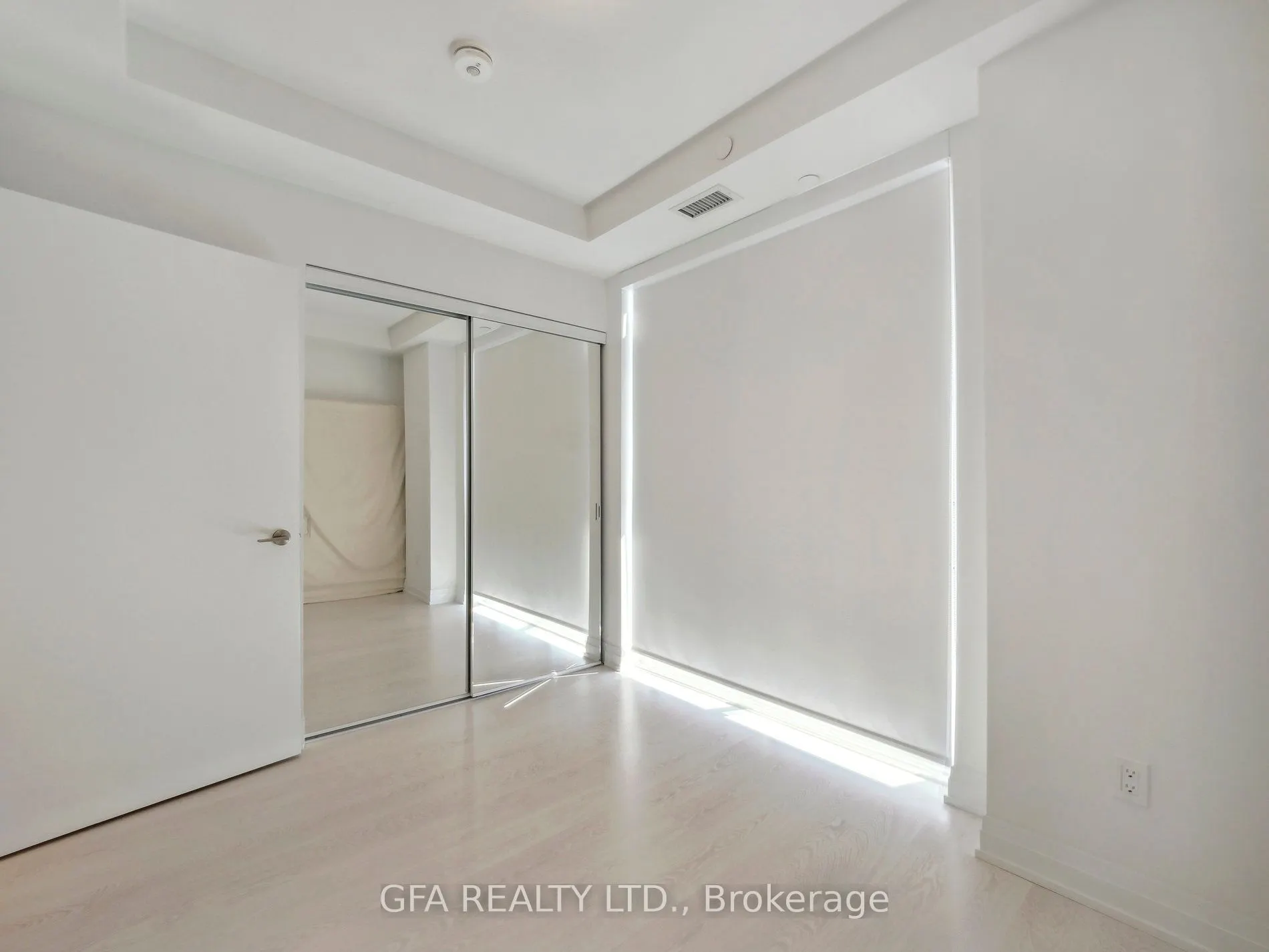 251 Manitoba Street, #716