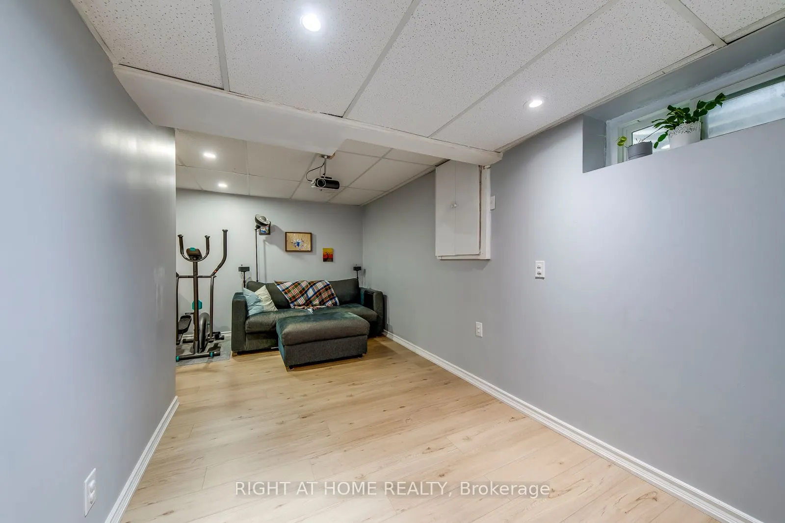132 Ashton Crescent, #132