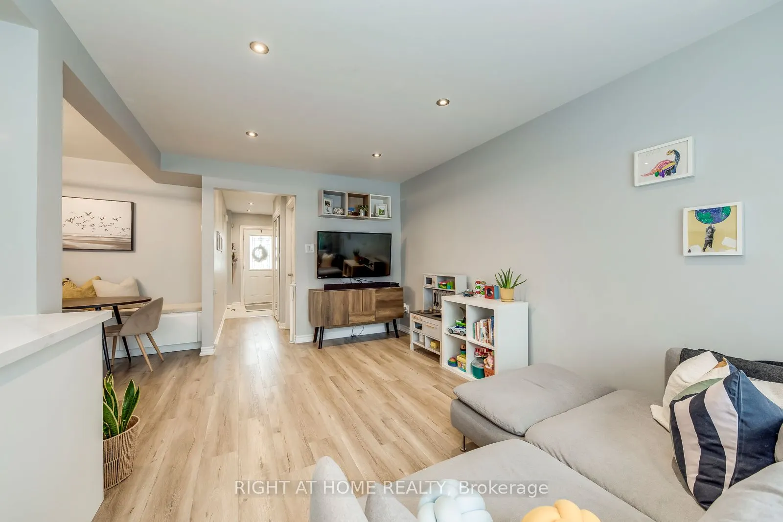 132 Ashton Crescent, #132