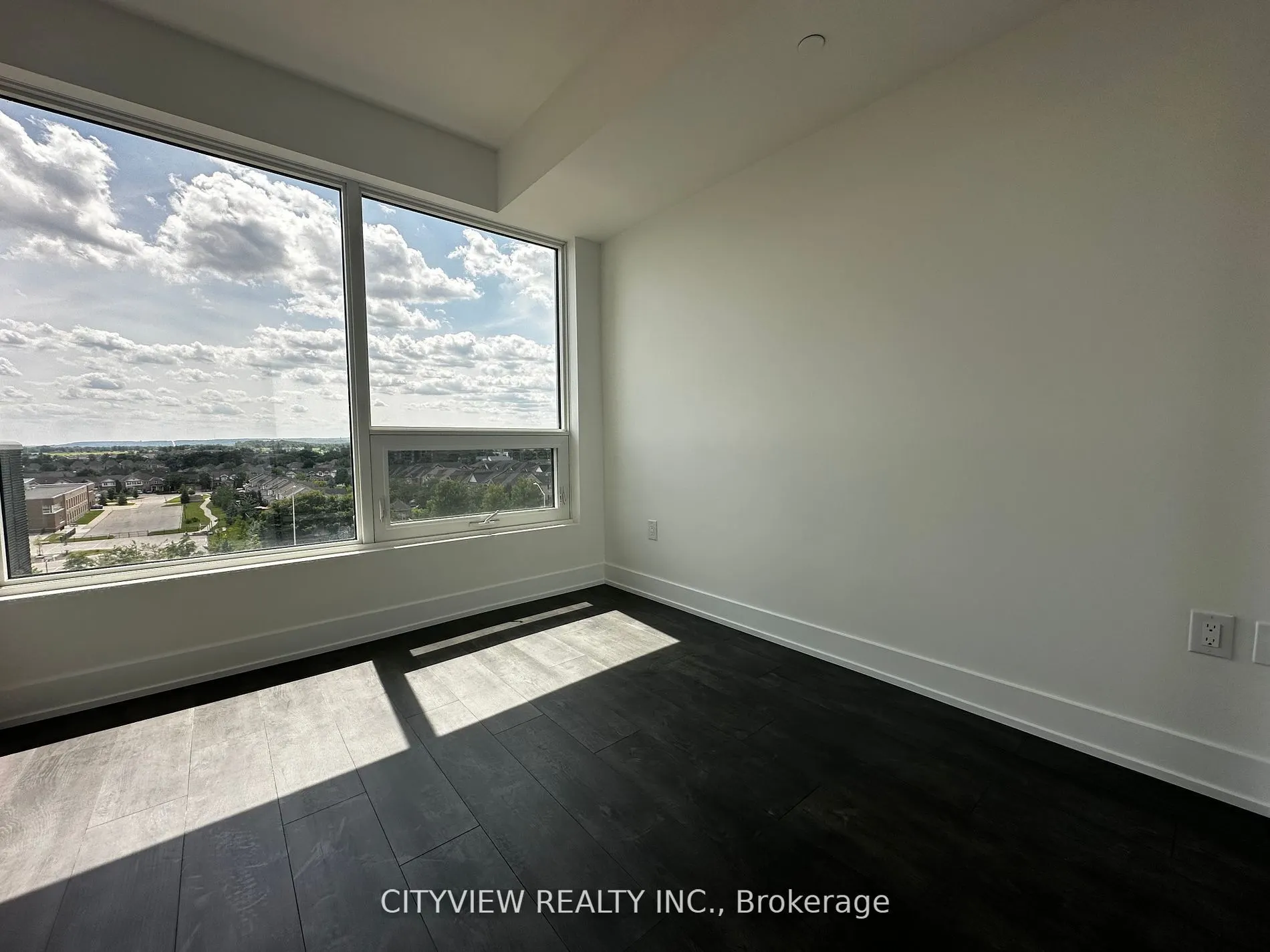 2450 Old Bronte Road, #541