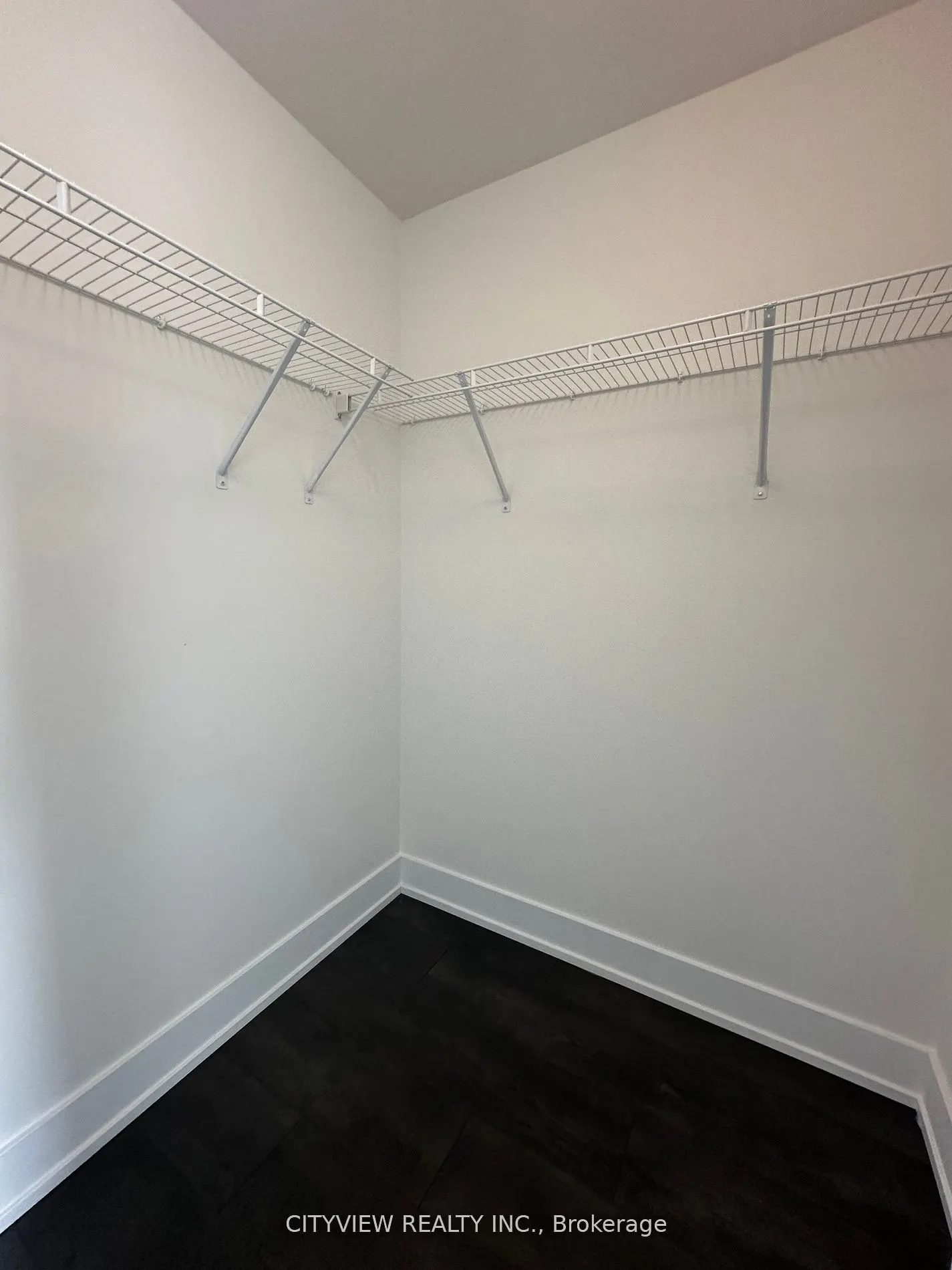 2450 Old Bronte Road, #541