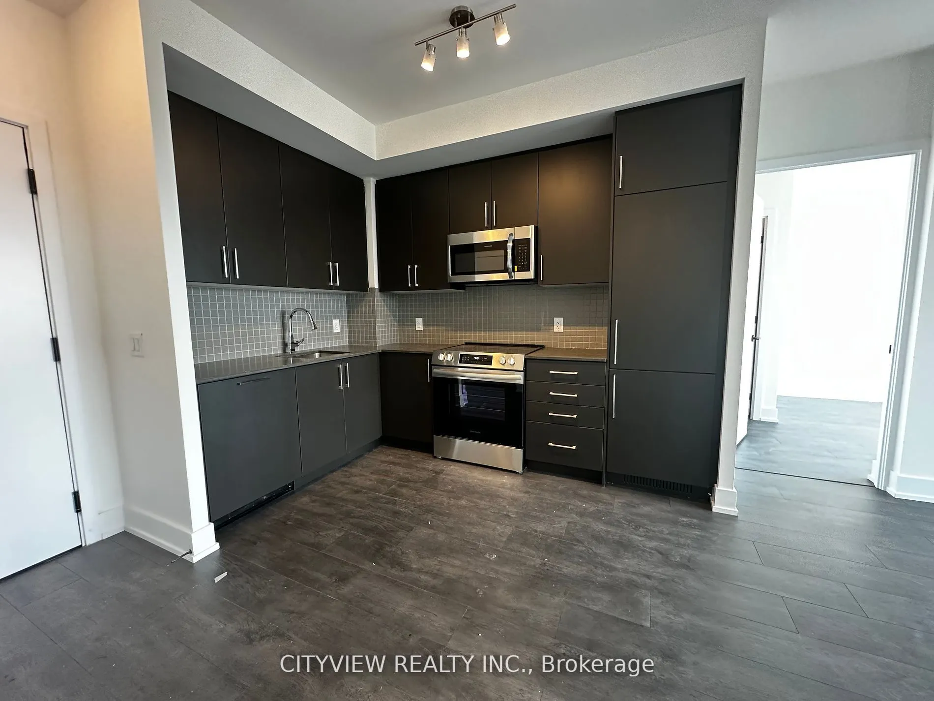 2450 Old Bronte Road, #541