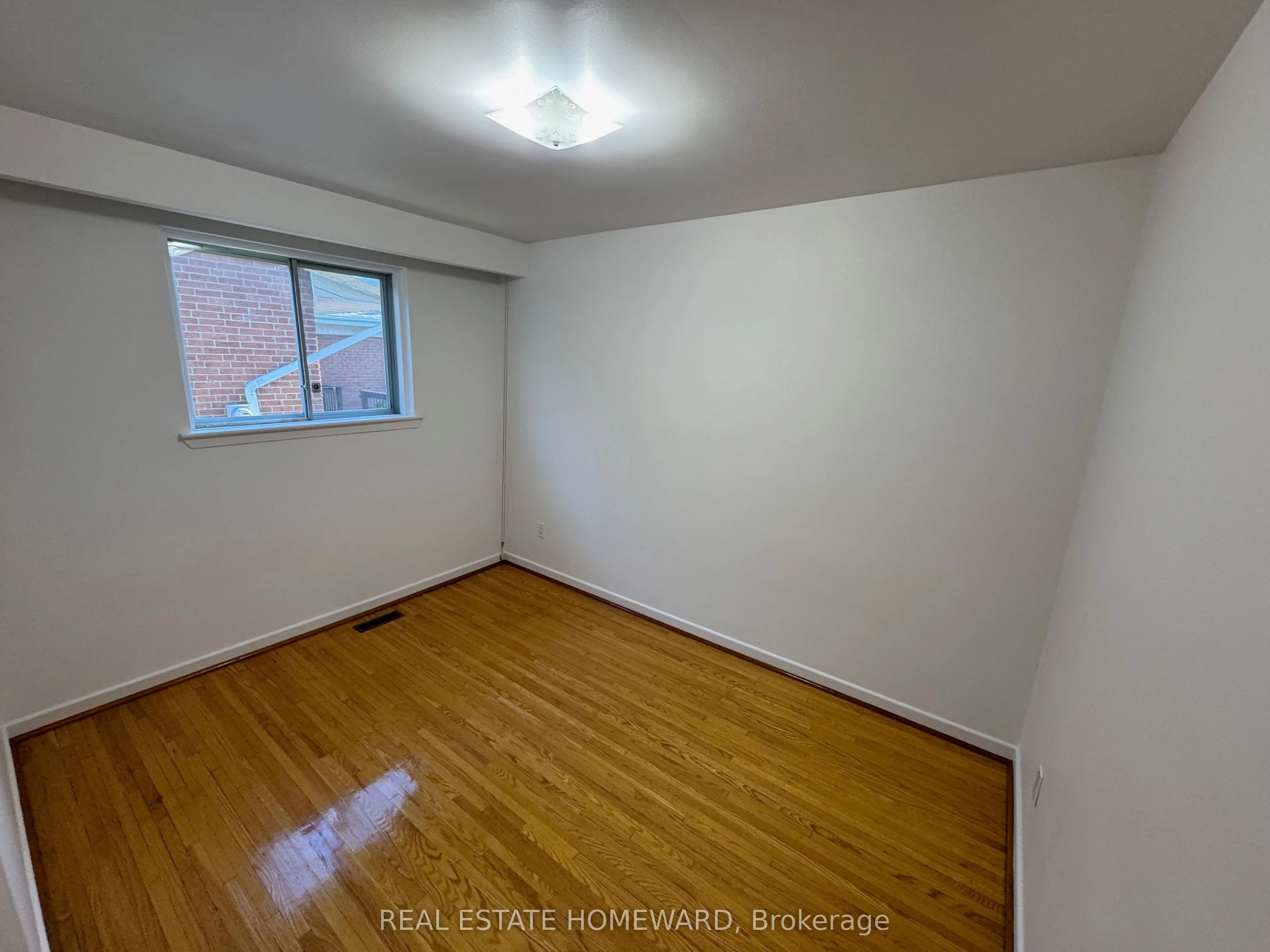 17 Collingdale Road