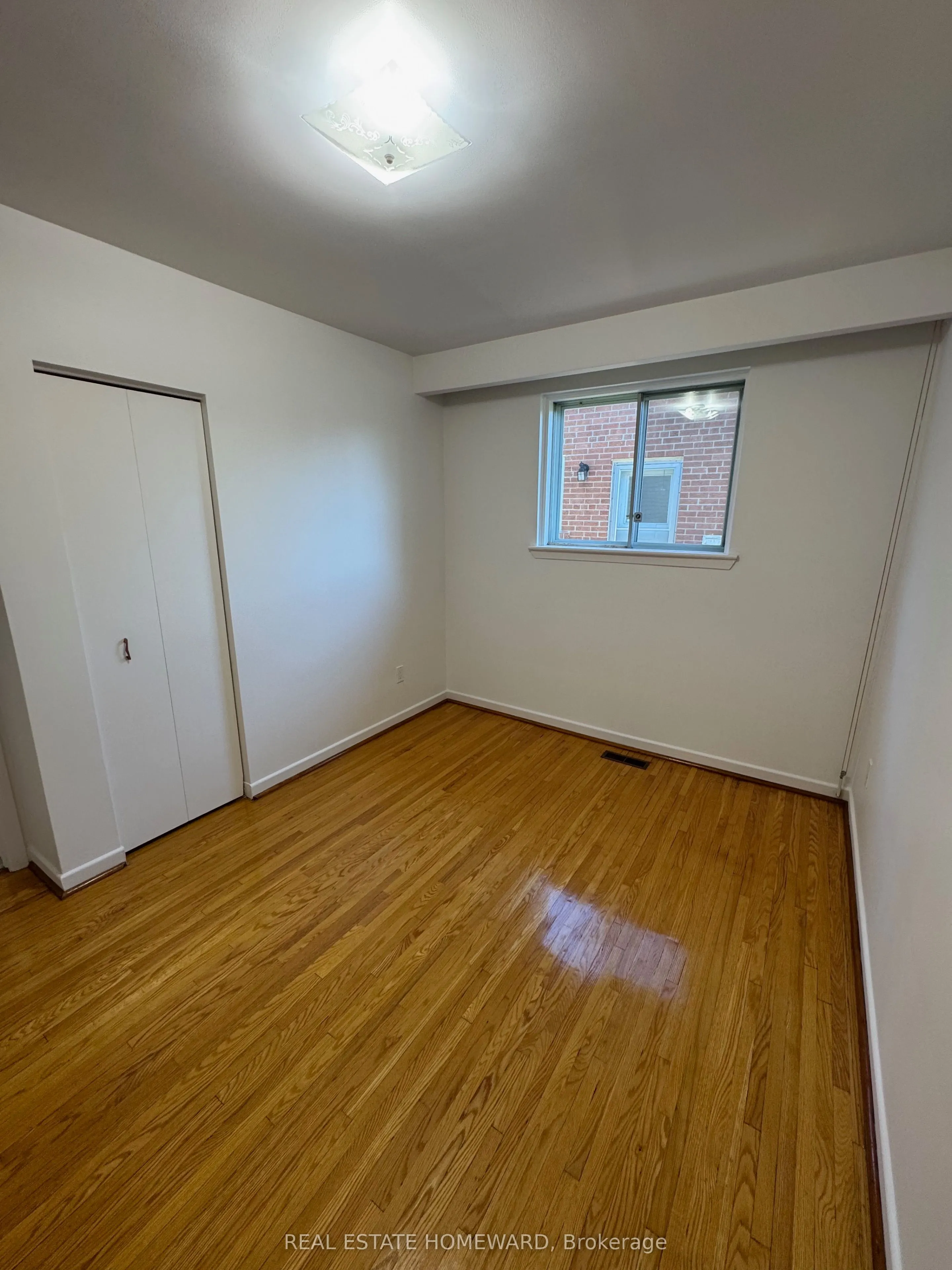 17 Collingdale Road