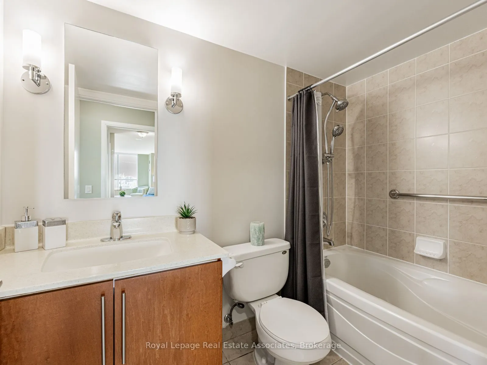 35 Viking Lane, #335