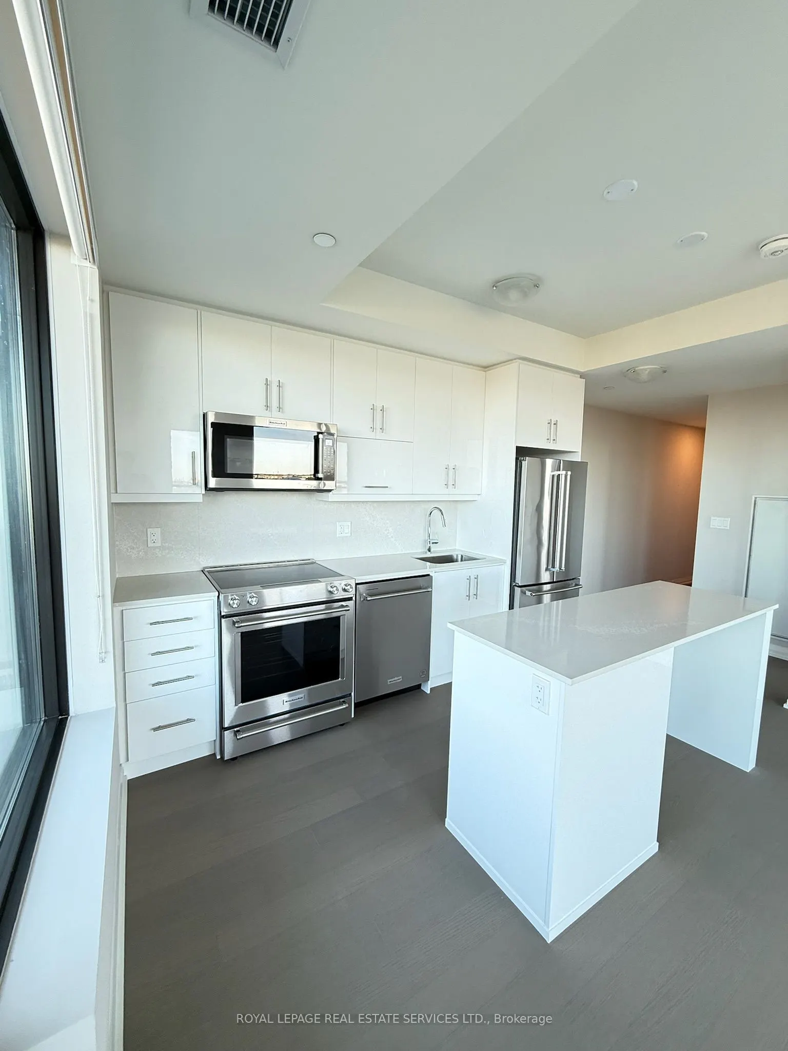 1415 Dundas Street E, #803