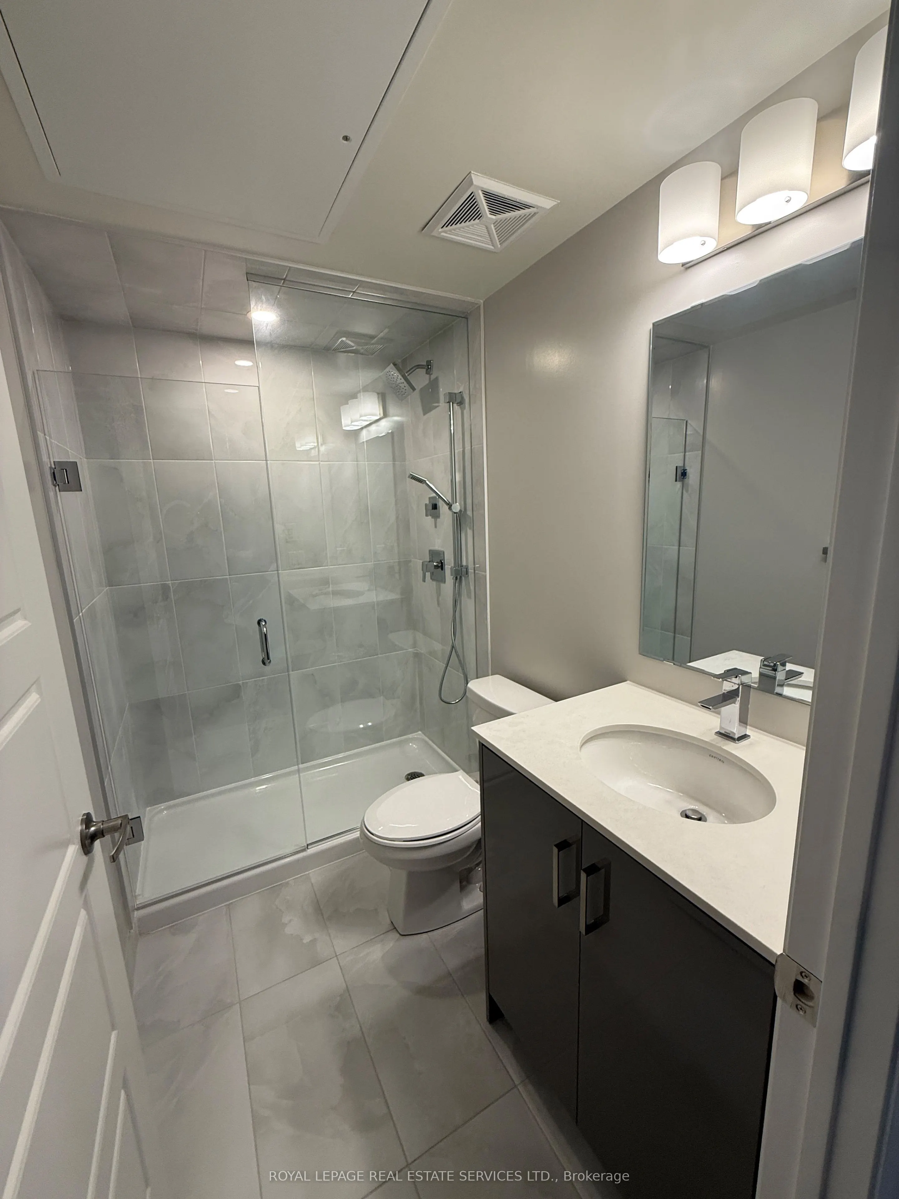 1415 Dundas Street E, #803