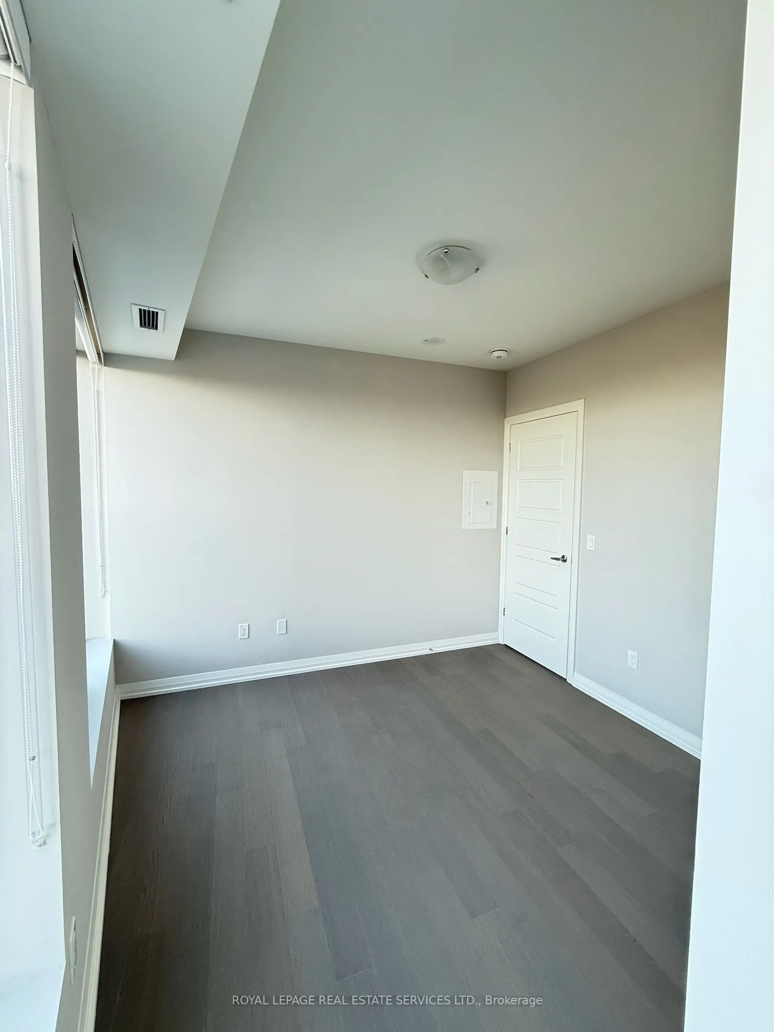 1415 Dundas Street E, #803