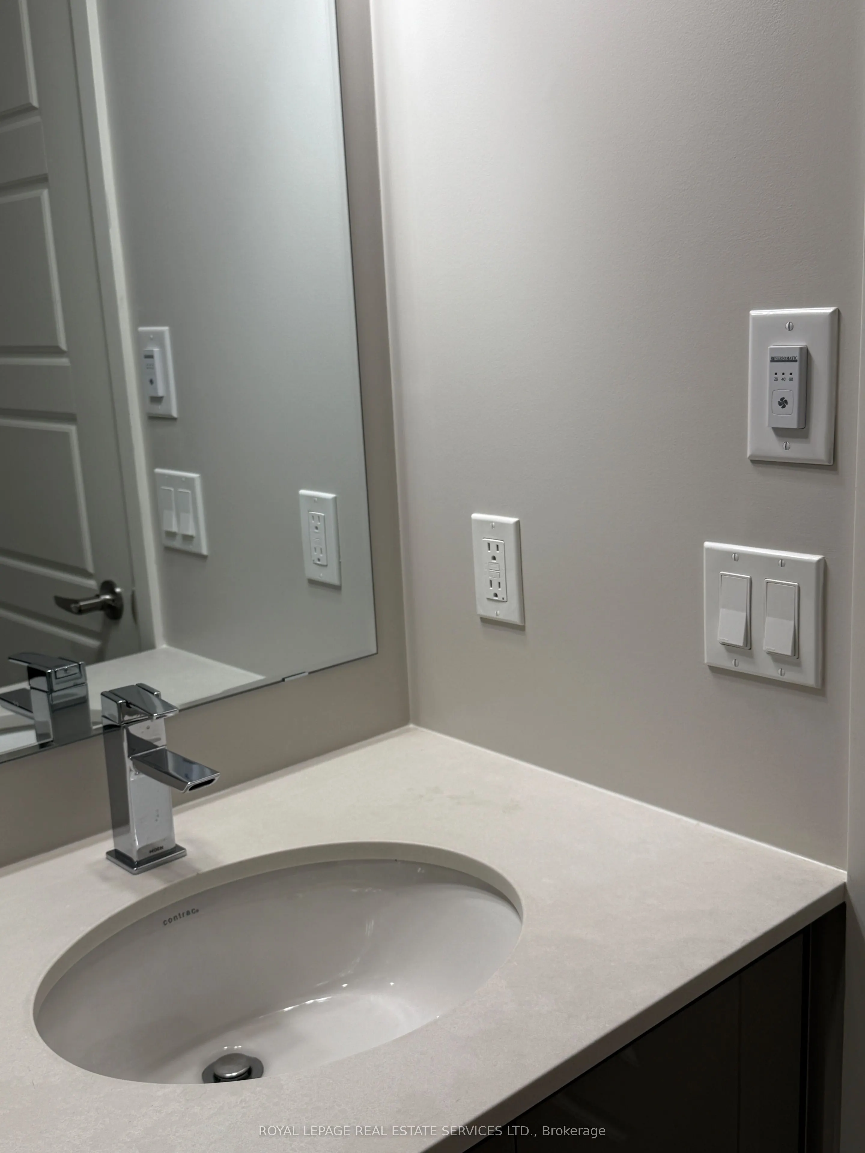 1415 Dundas Street E, #803