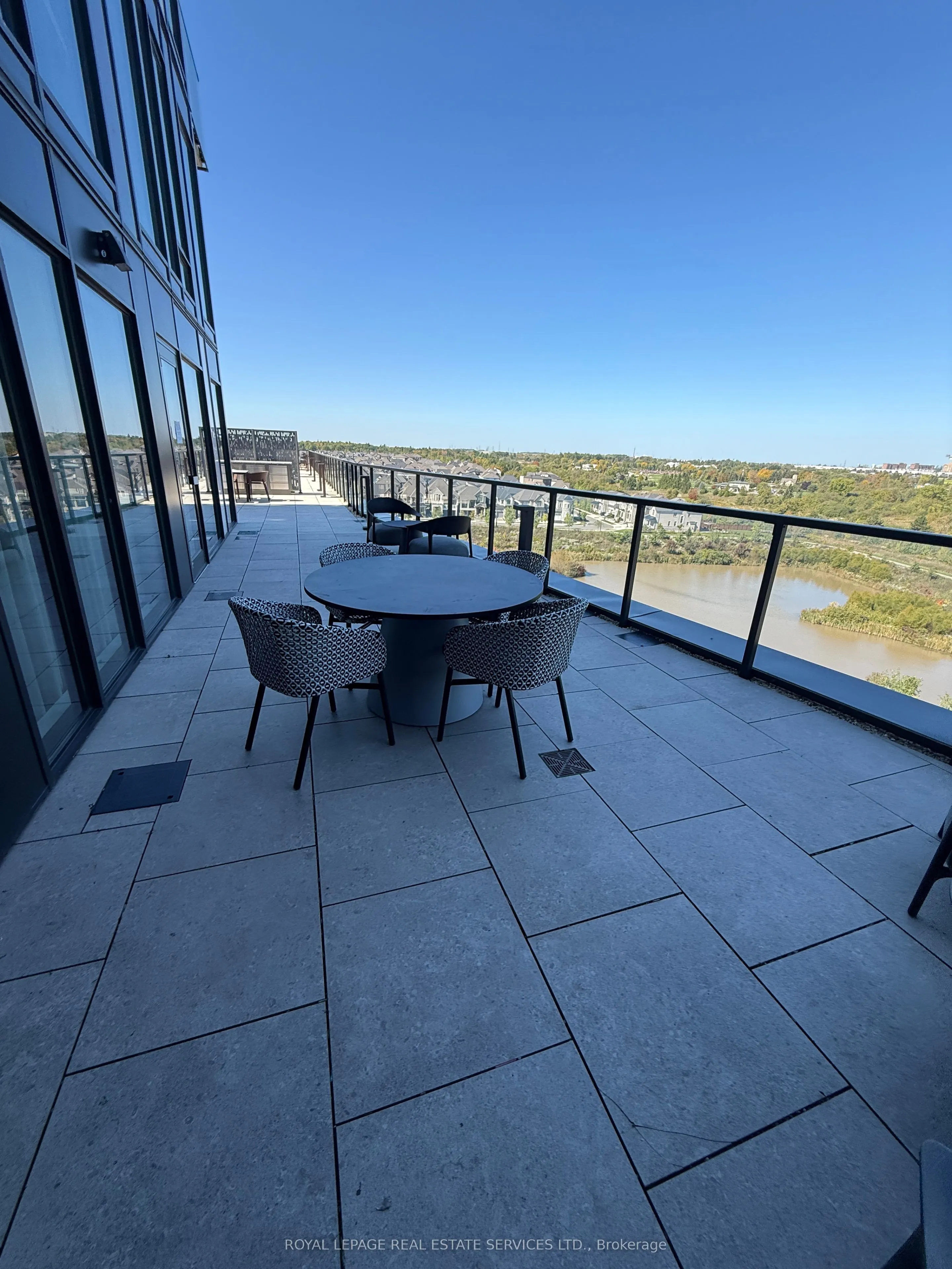 1415 Dundas Street E, #803