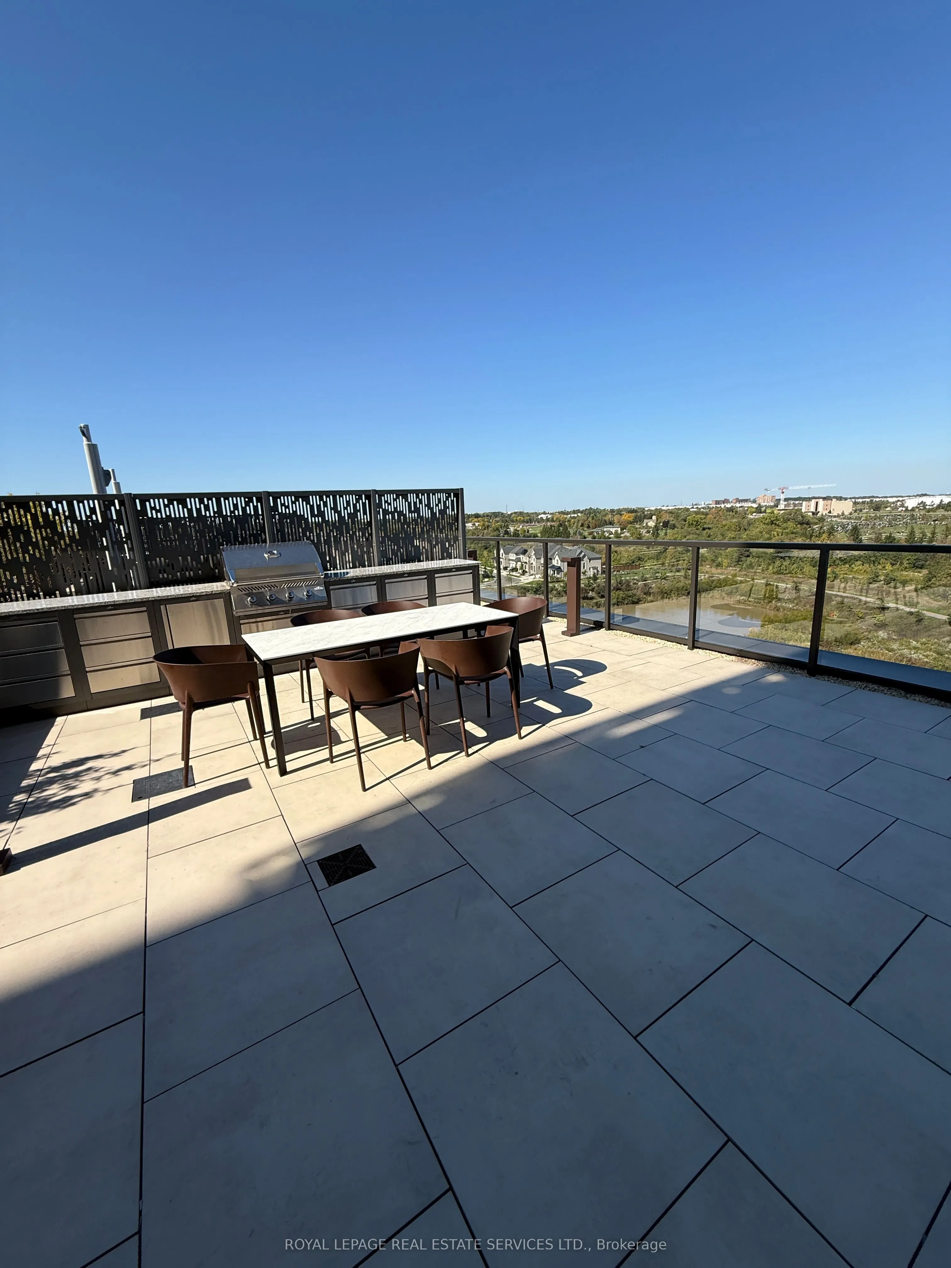 1415 Dundas Street E, #803