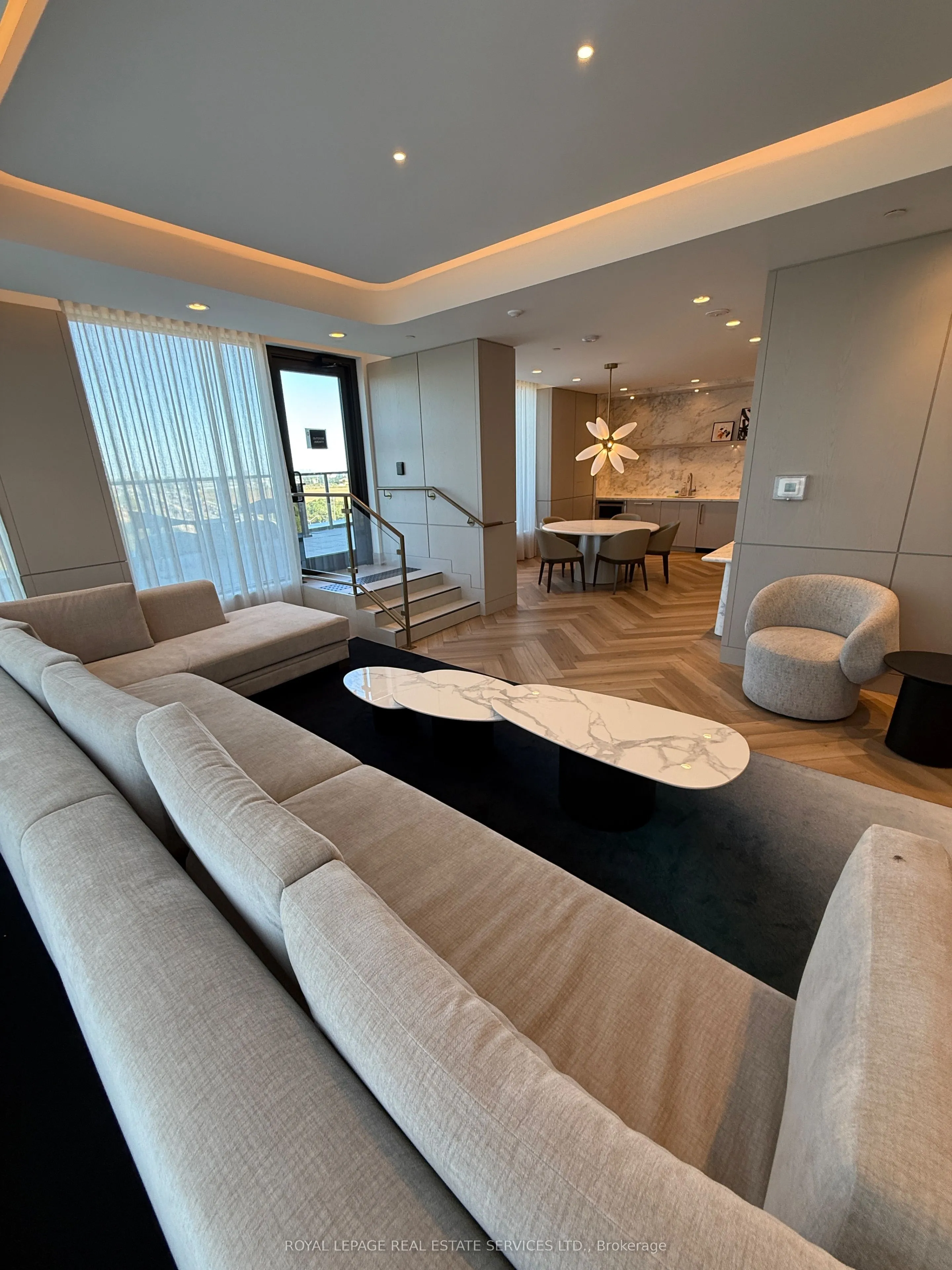 1415 Dundas Street E, #803