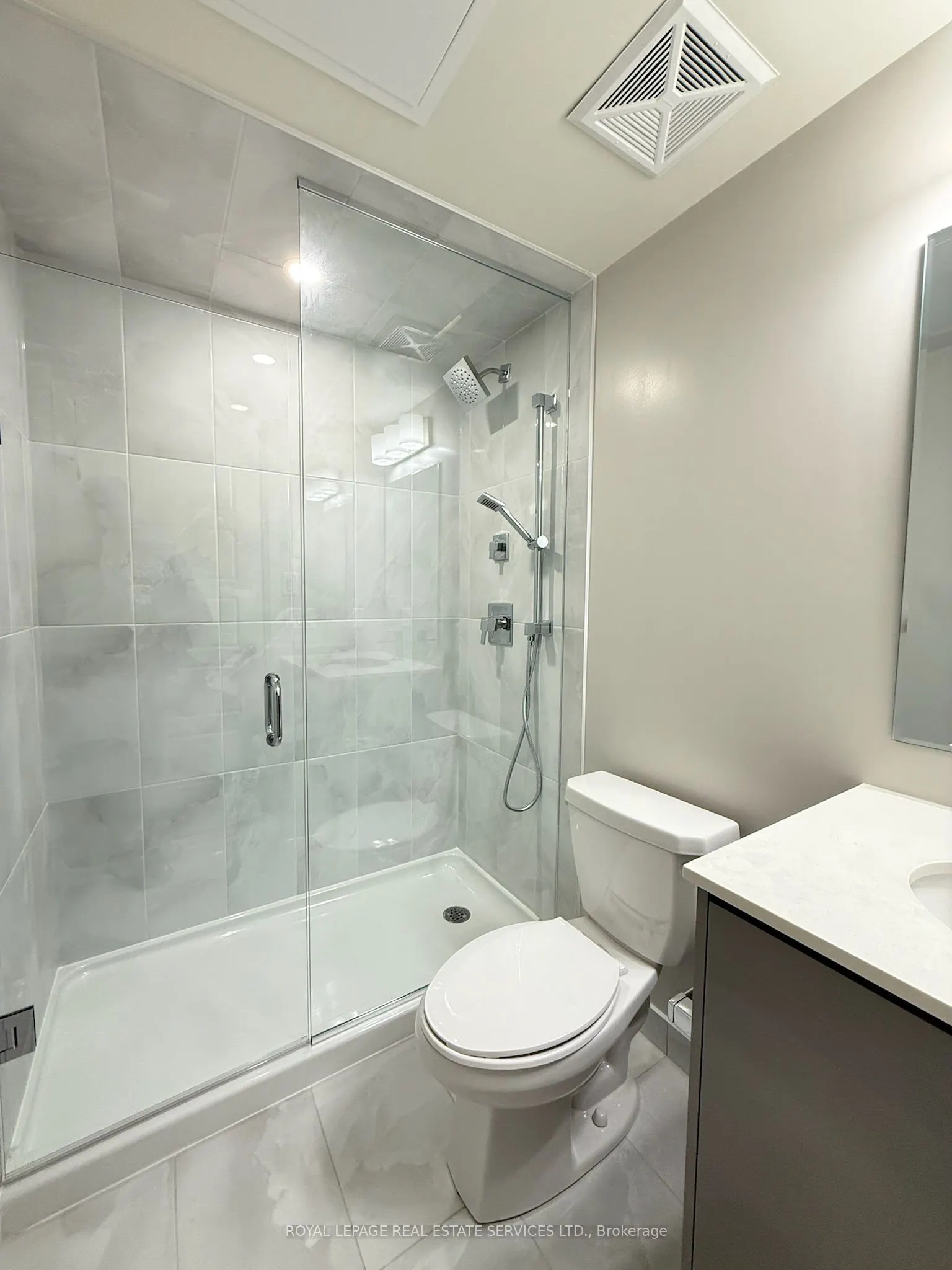 1415 Dundas Street E, #803