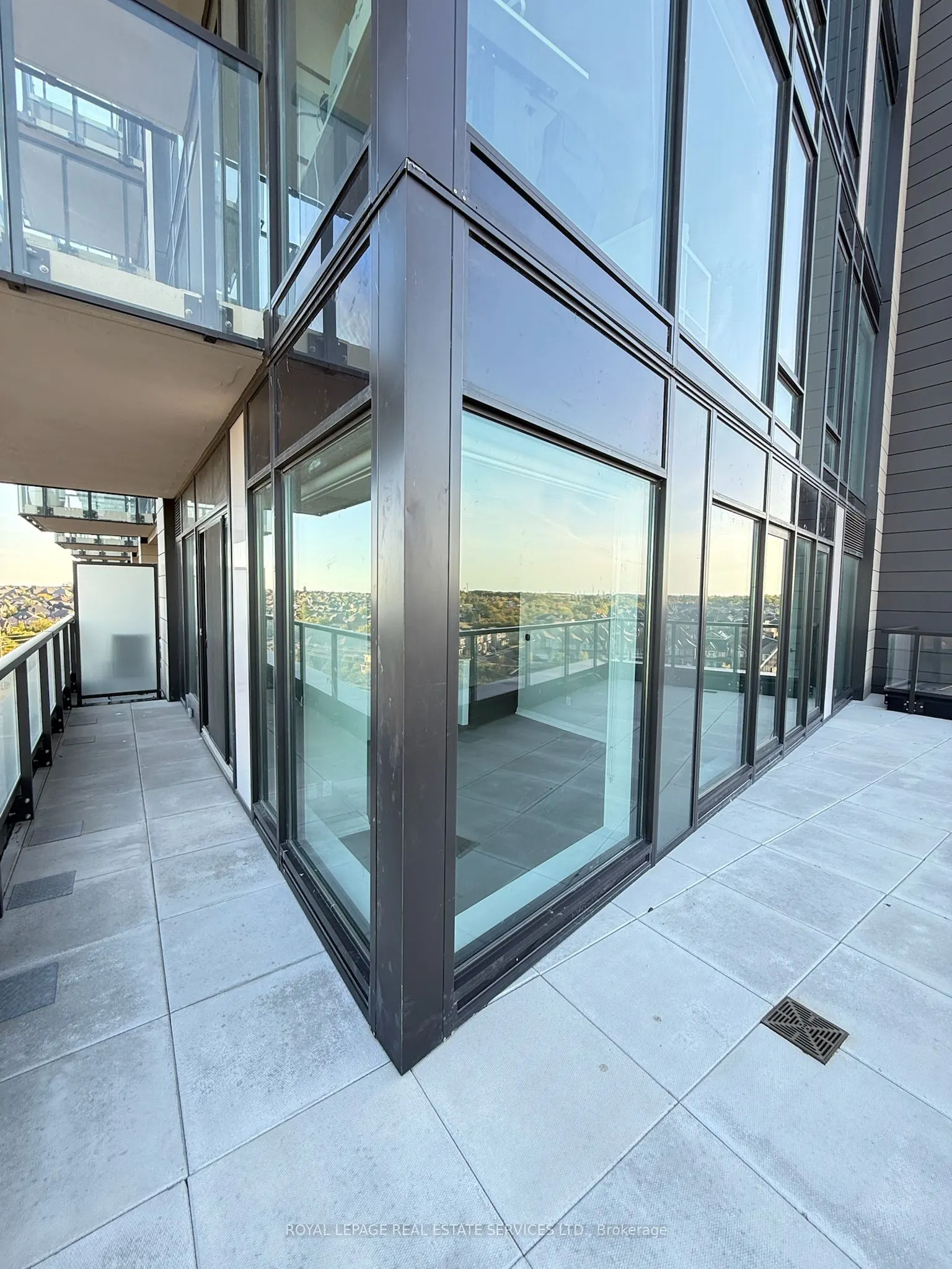 1415 Dundas Street E, #803