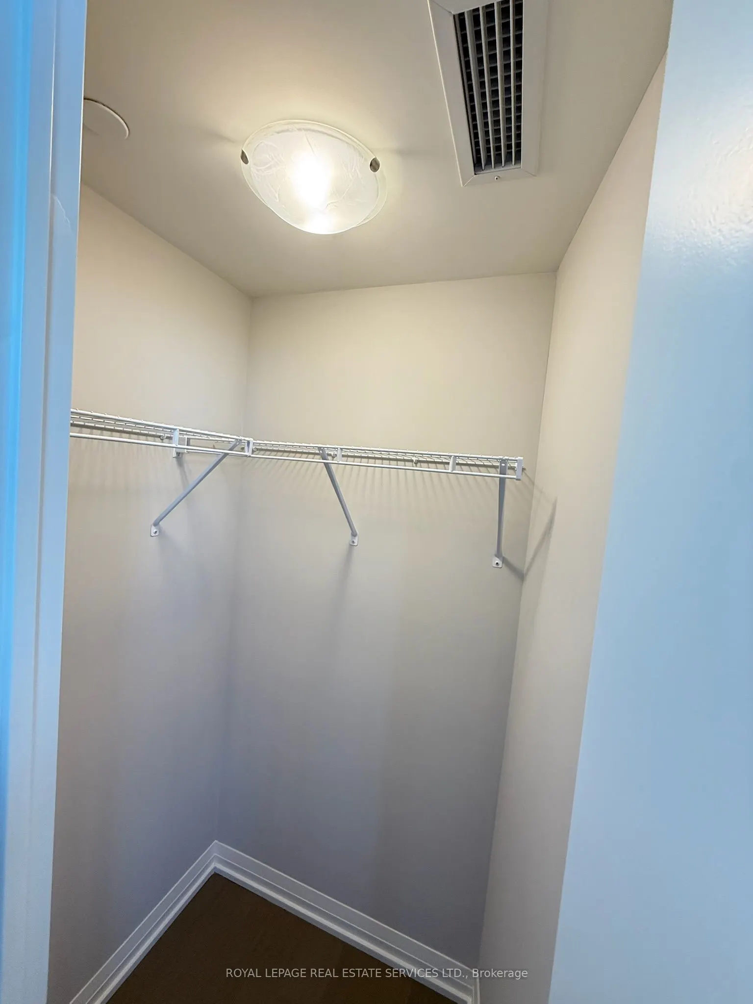 1415 Dundas Street E, #803