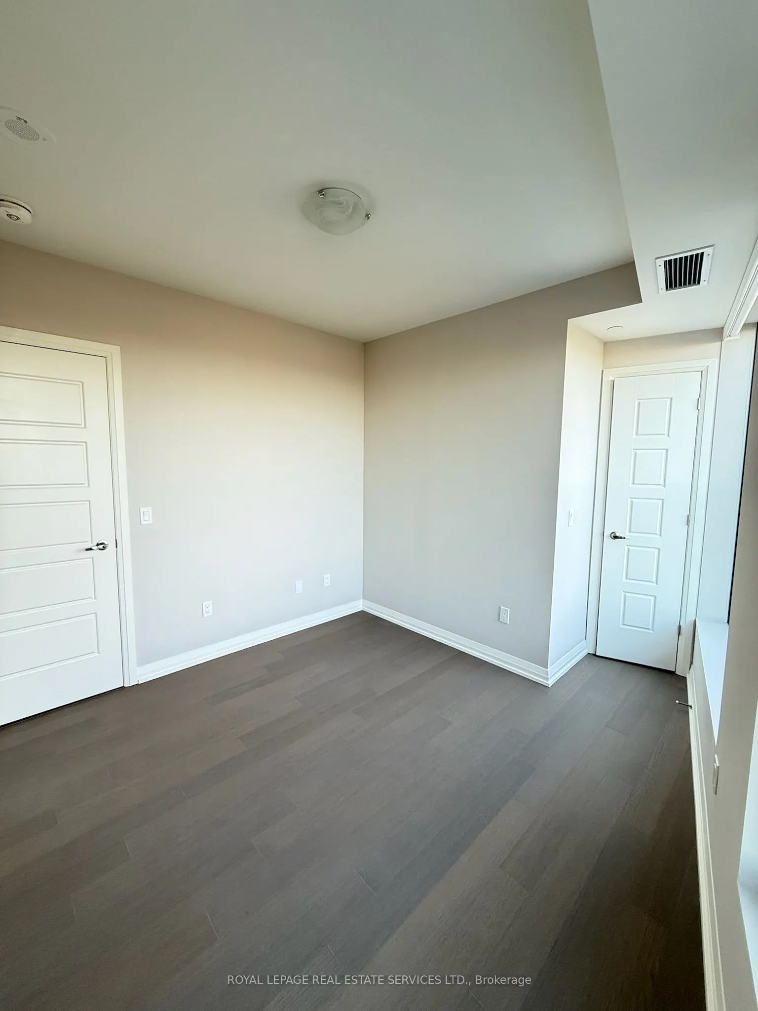 1415 Dundas Street E, #803