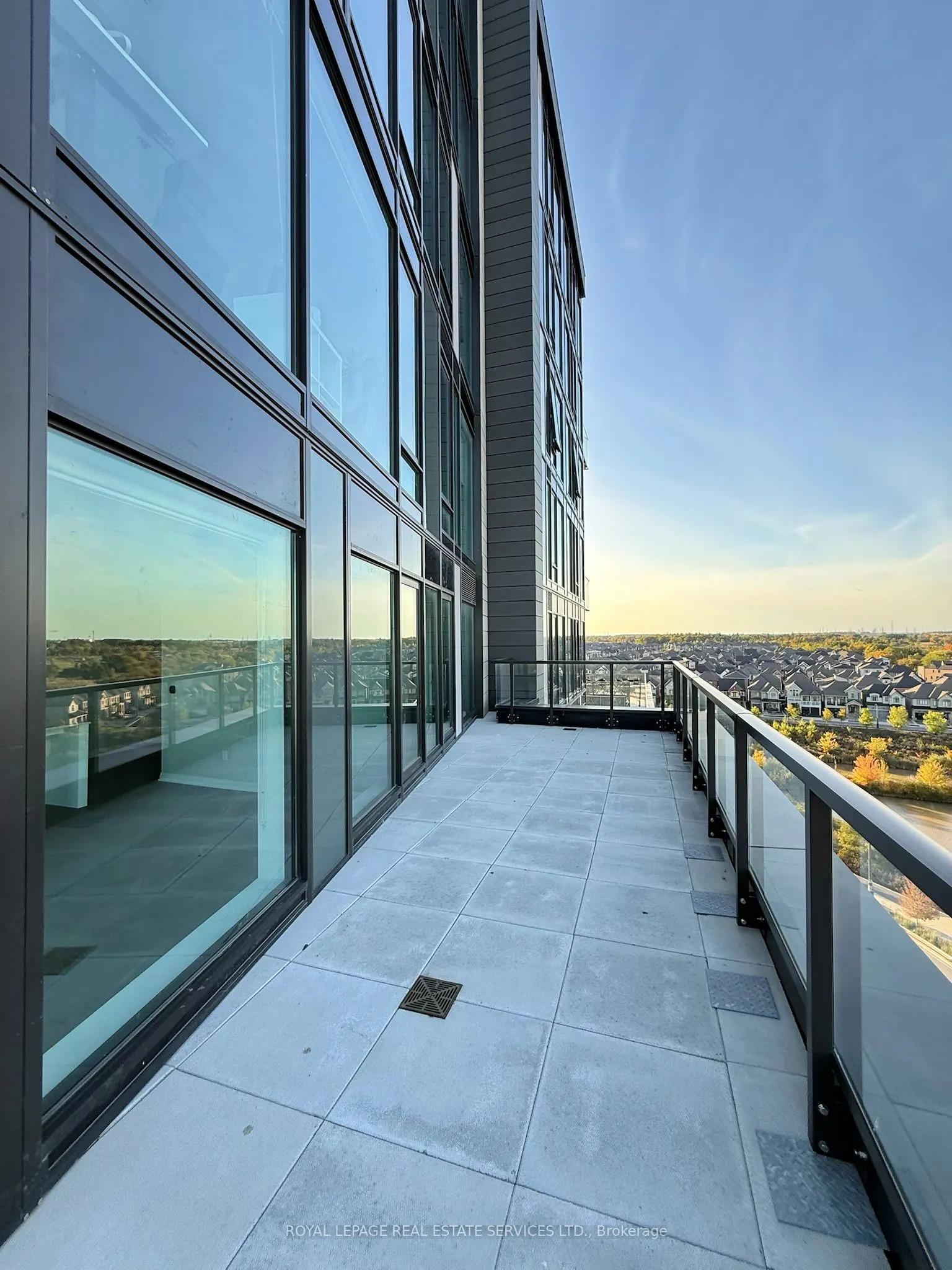 1415 Dundas Street E, #803