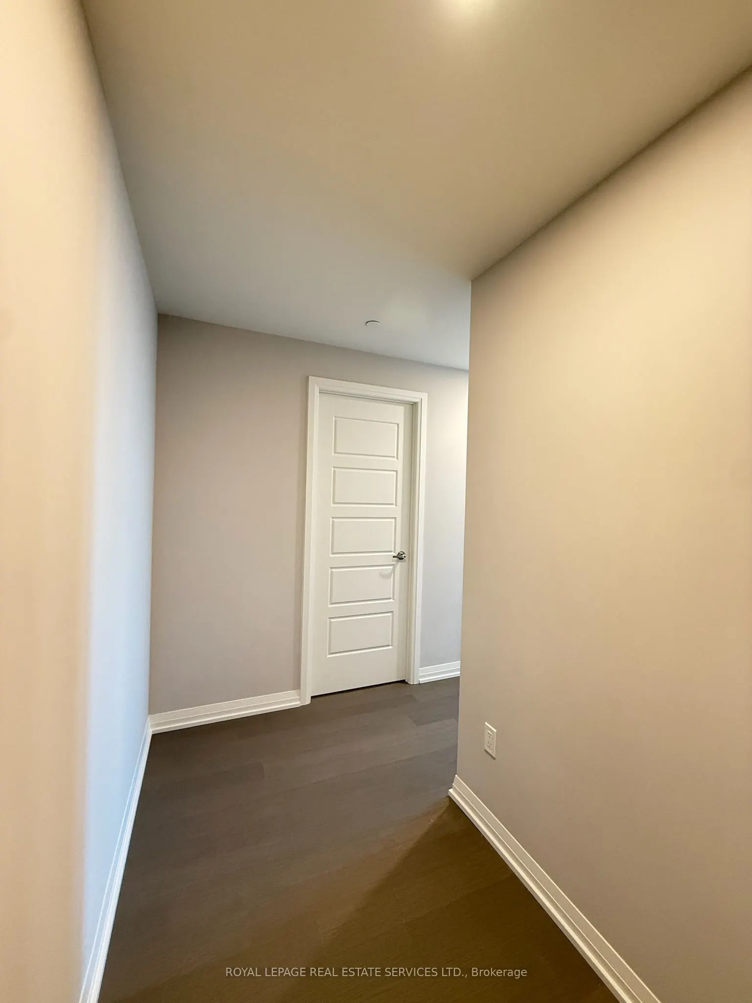 1415 Dundas Street E, #803