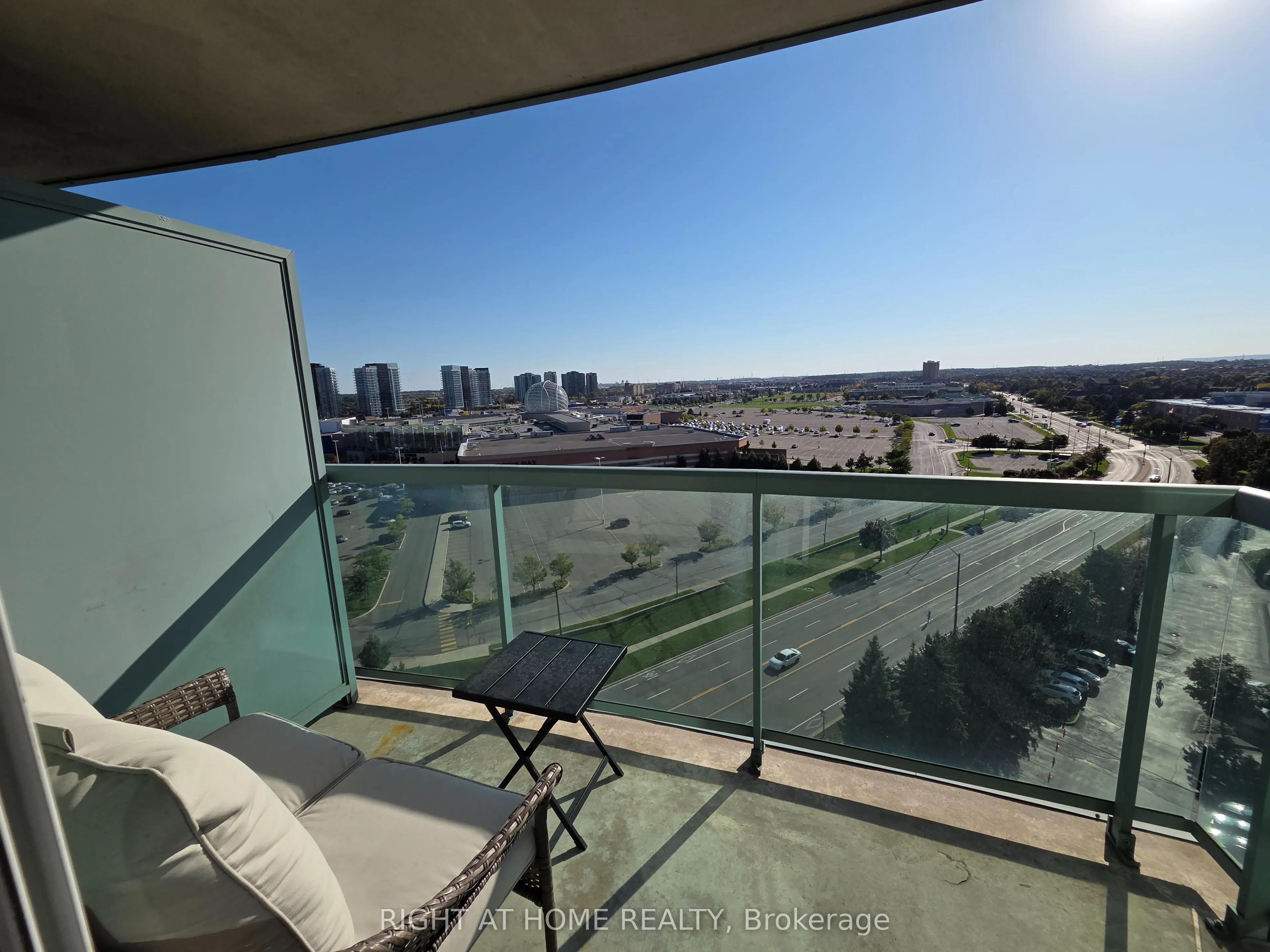 2545 Erin Centre Boulevard, #1406