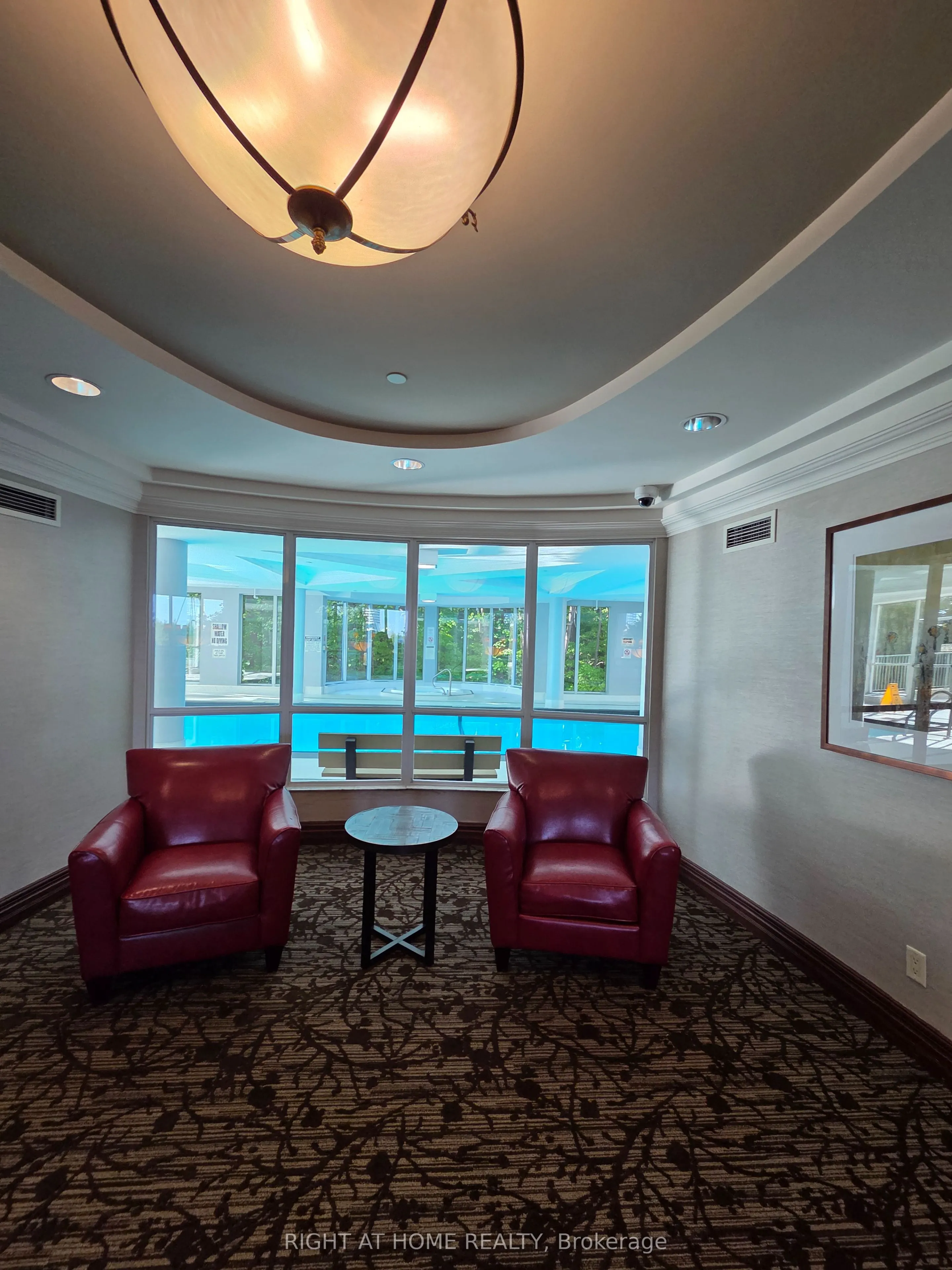 2545 Erin Centre Boulevard, #1406