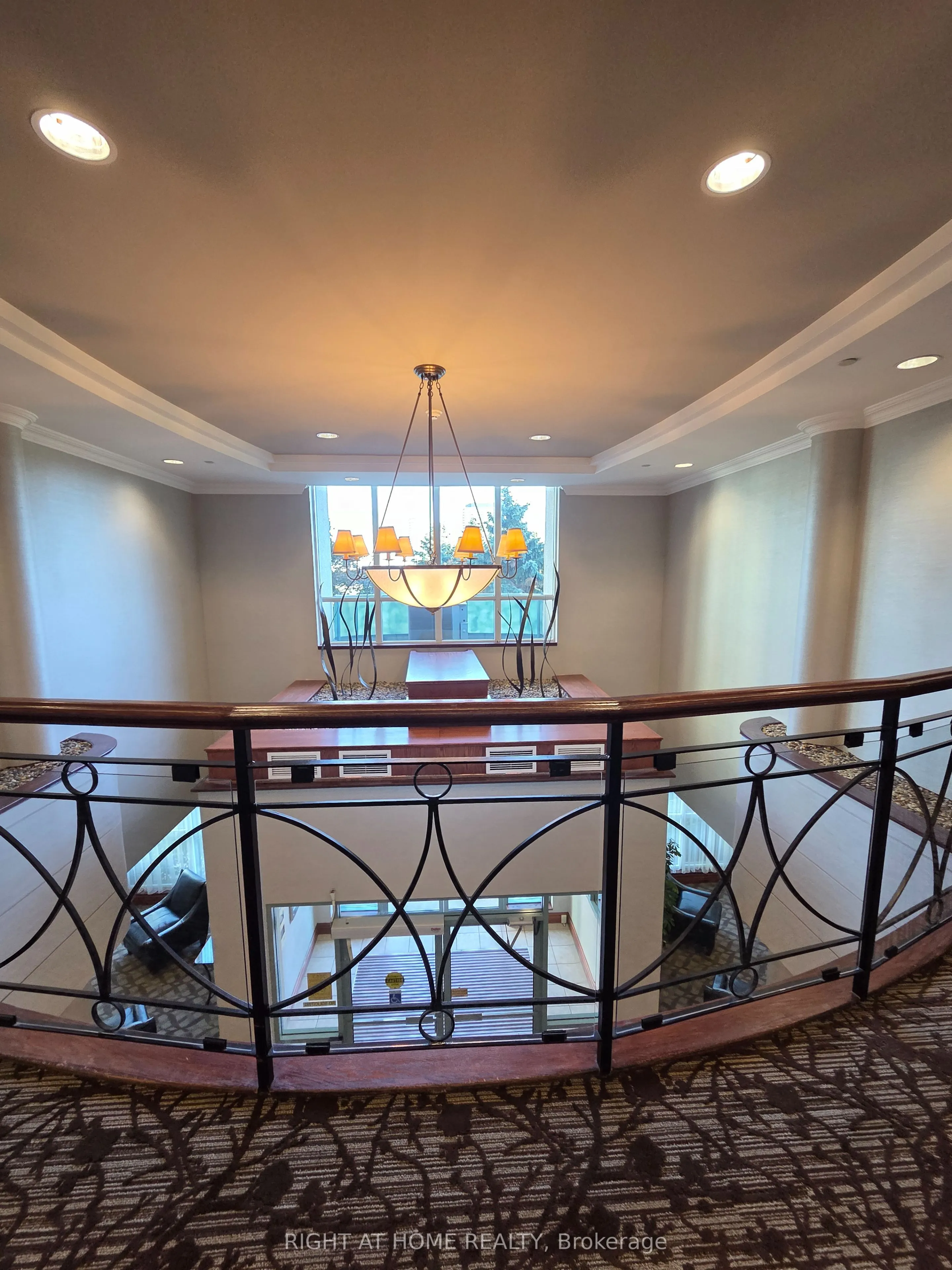 2545 Erin Centre Boulevard, #1406