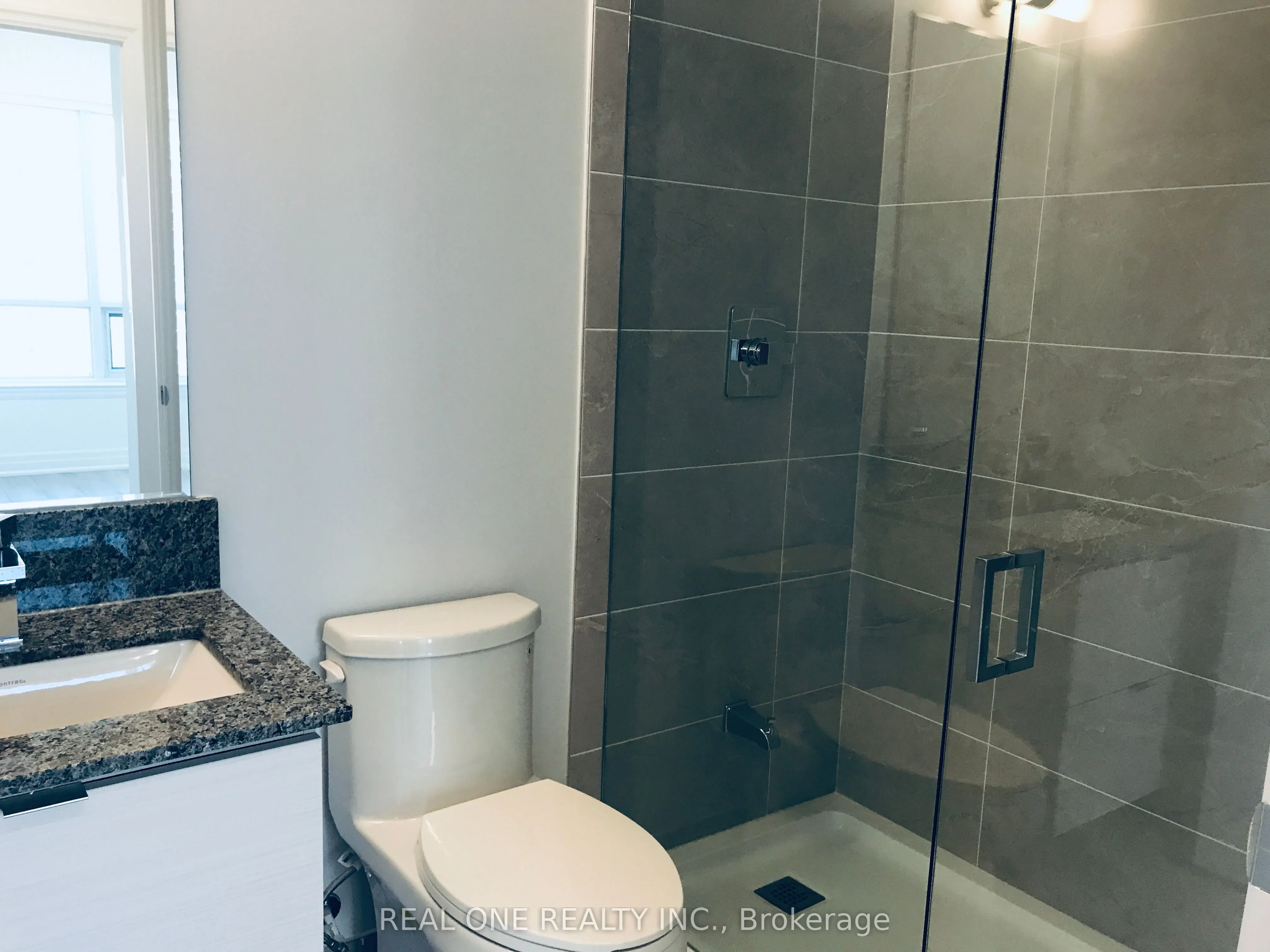 36 Elm Drive W, #1010