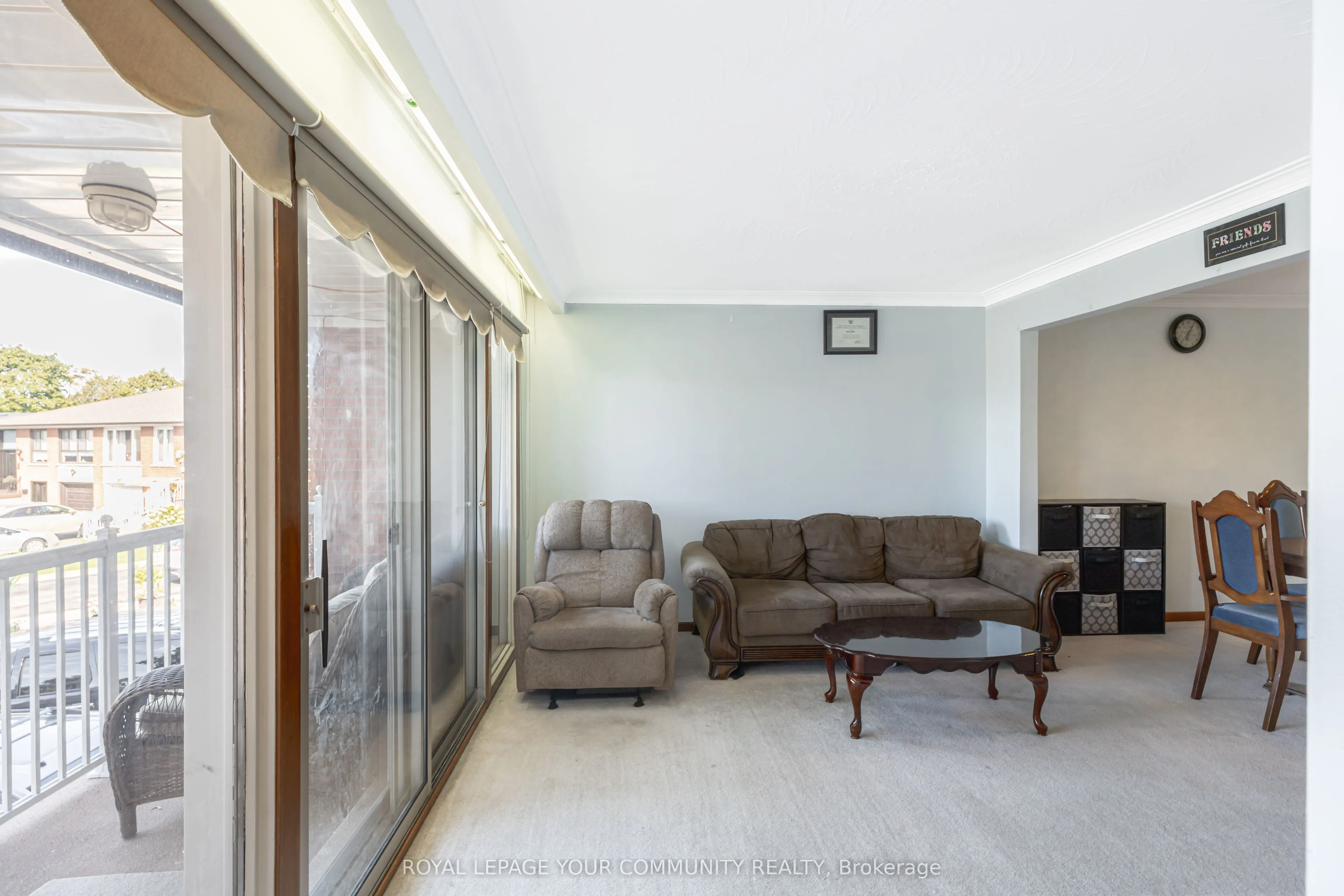 18 Loomis Court