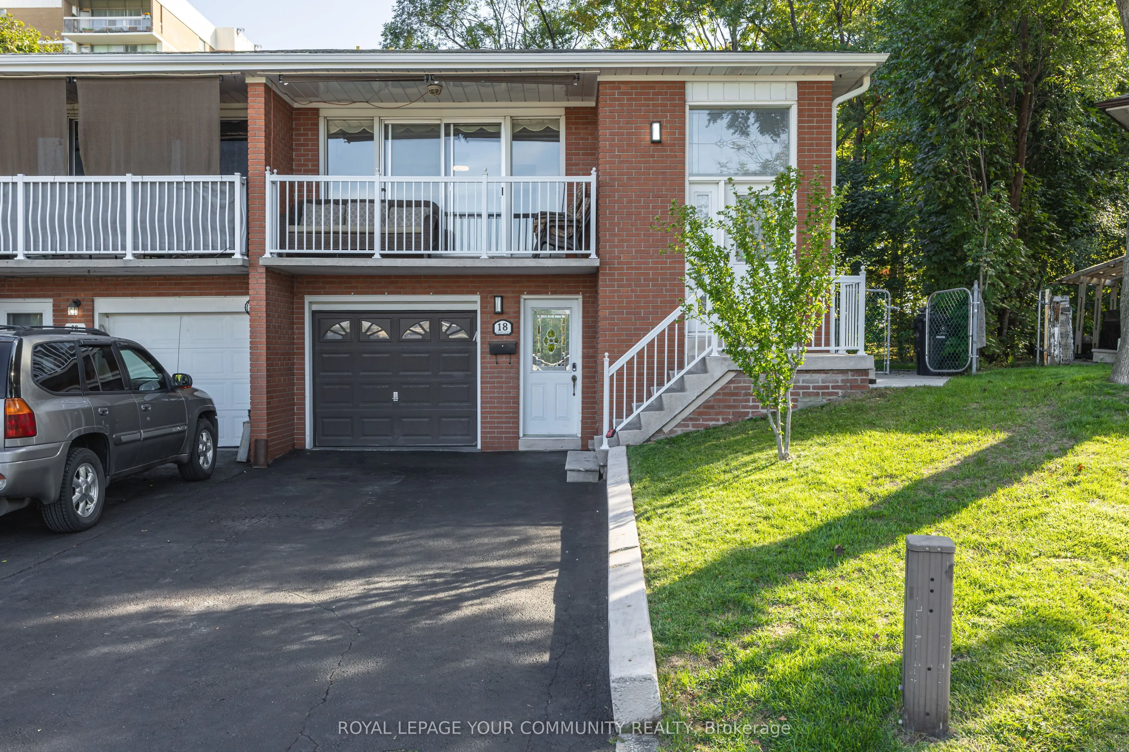 18 Loomis Court