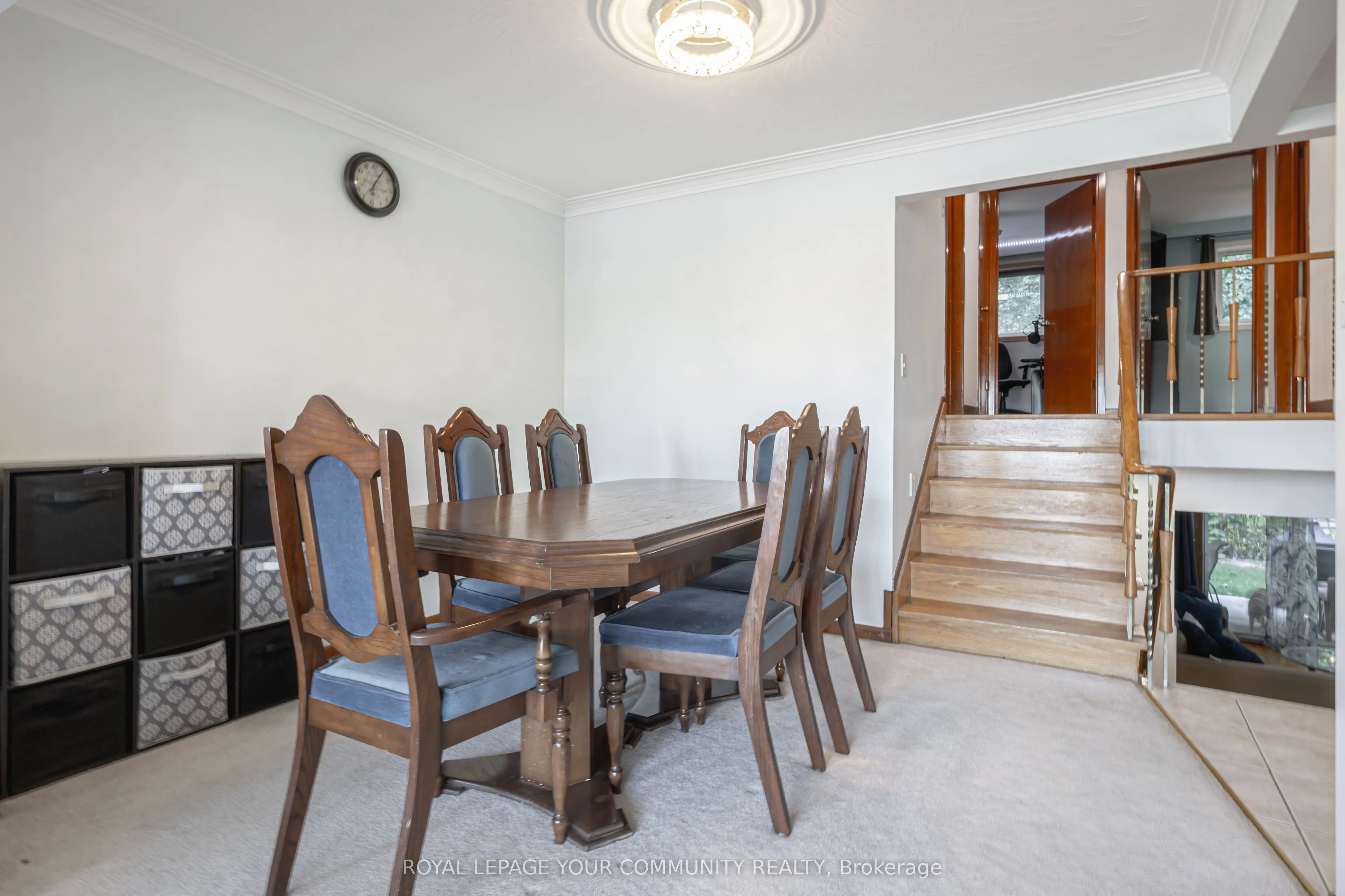 18 Loomis Court