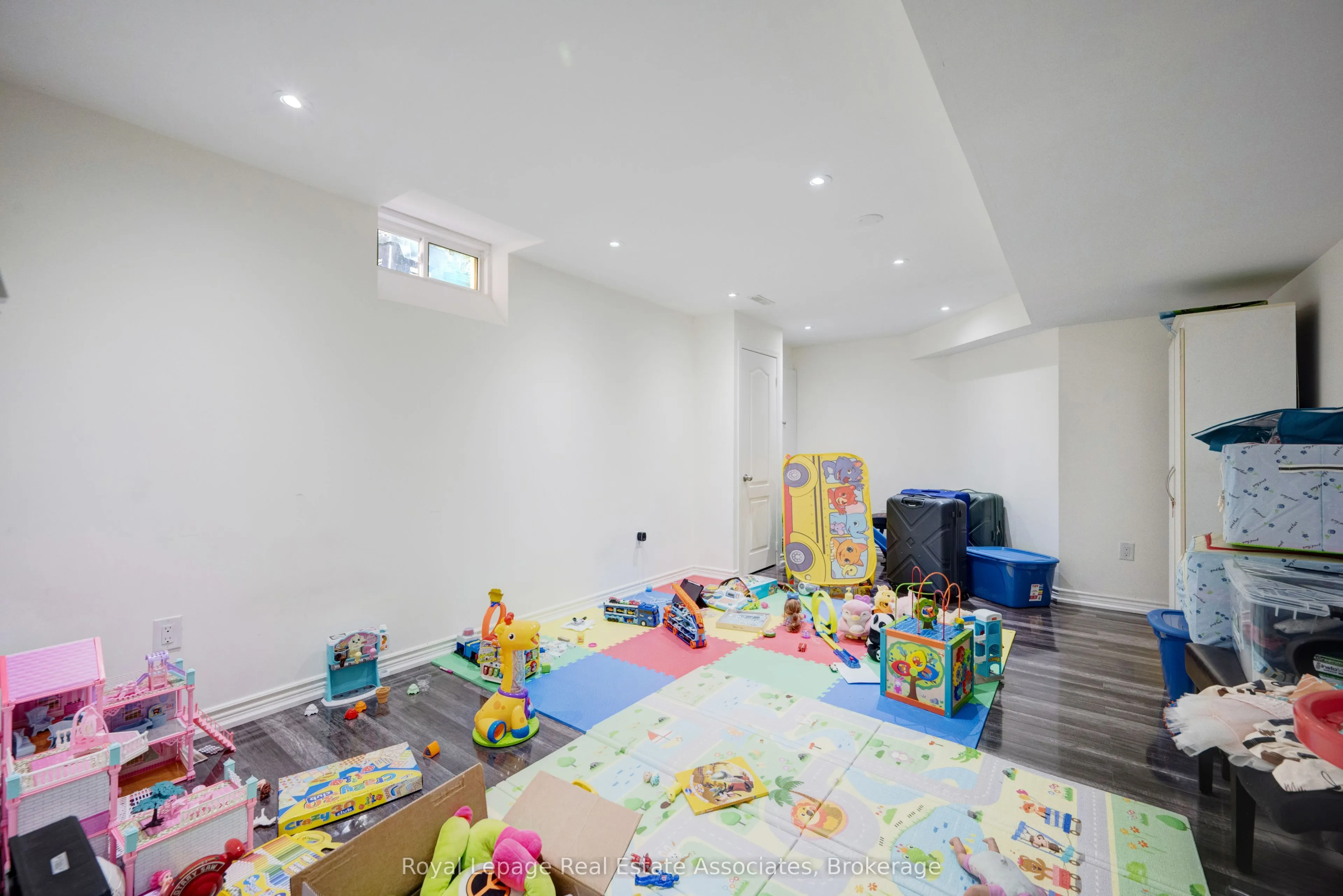 15 Virtues Avenue, #Main