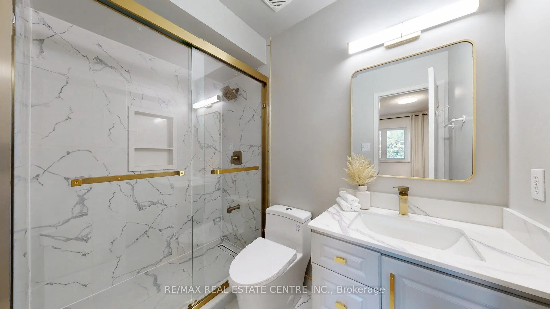 5596 Whistler Crescent