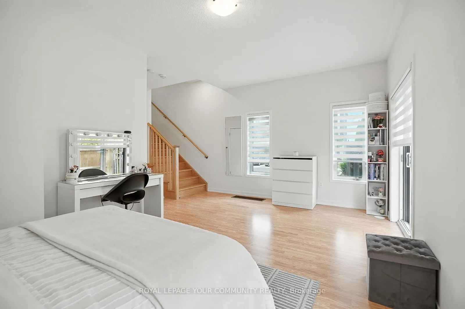19 Heathrow Lane