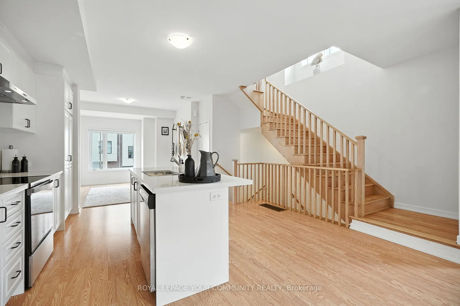 19 Heathrow Lane